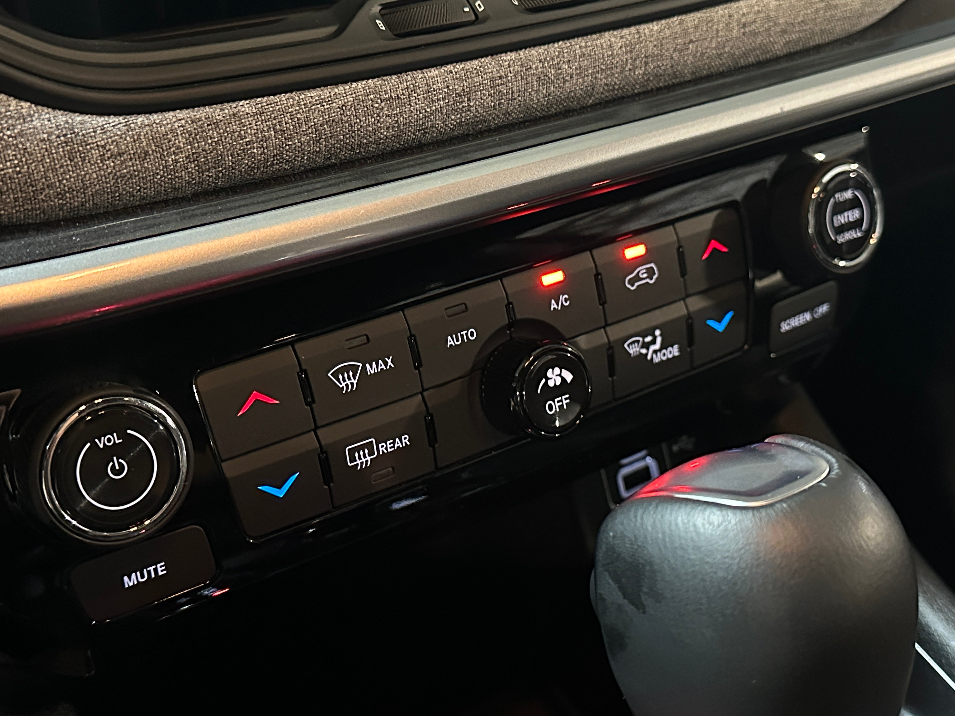 Thumbnail: 2023 Jeep Compass - 4