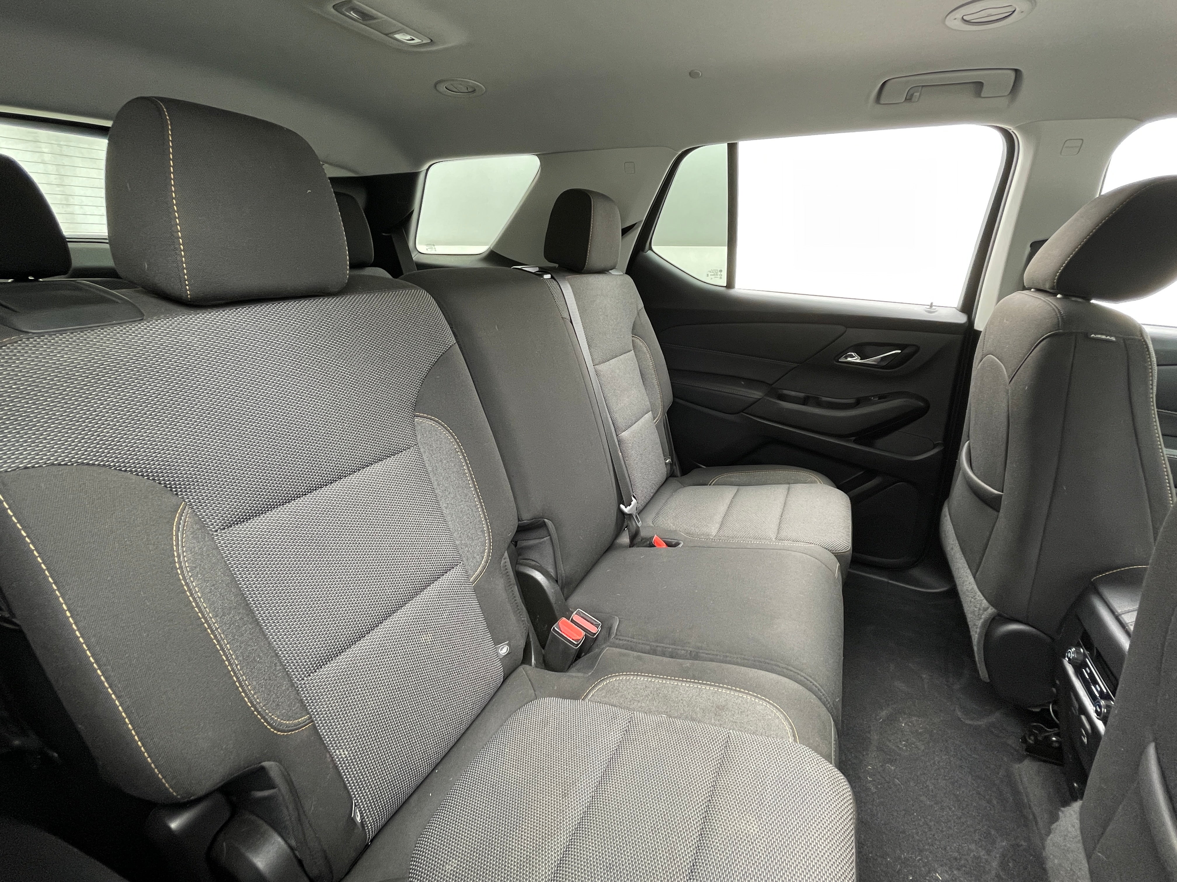 2020 Chevrolet Traverse LS 6