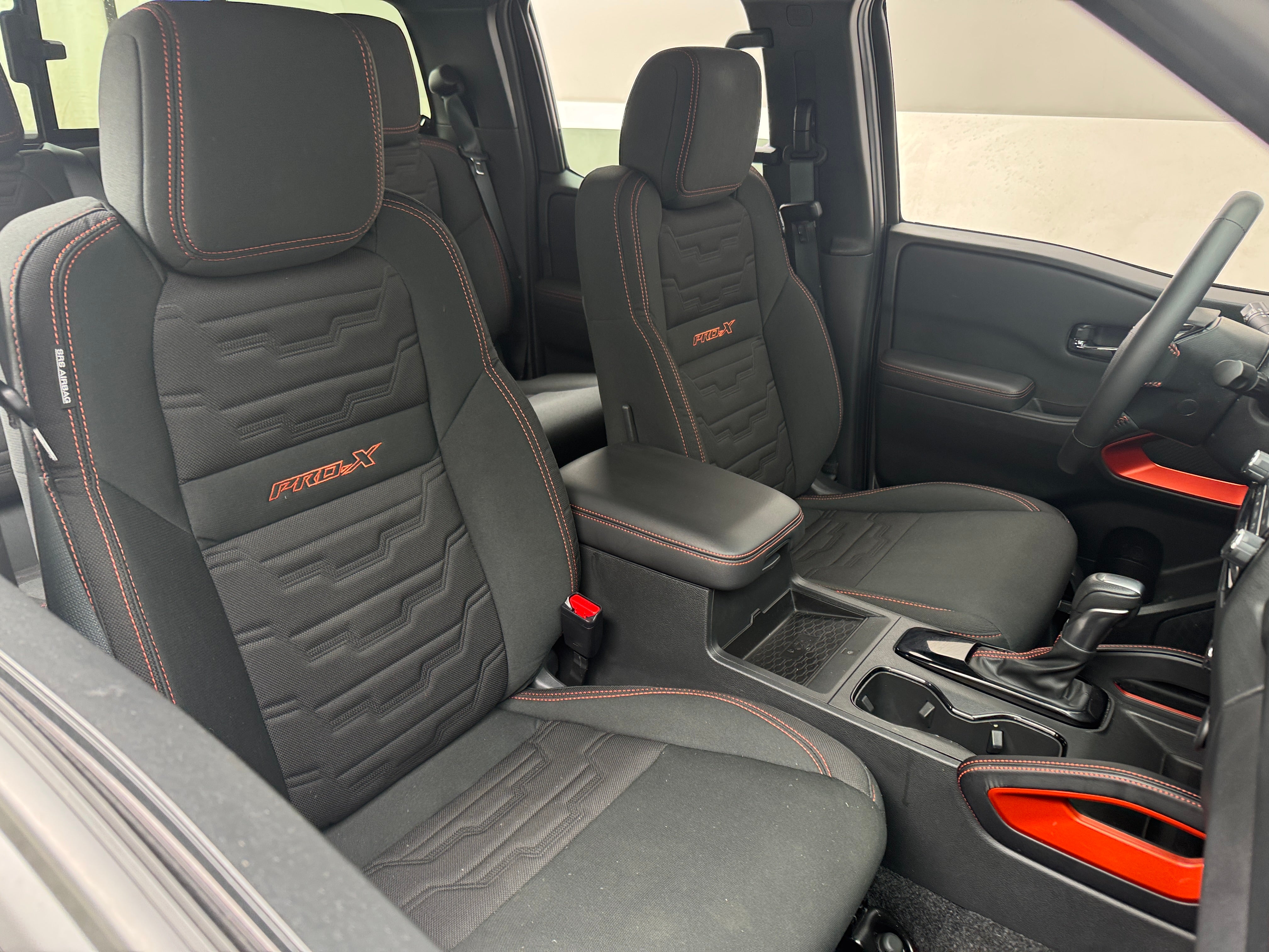 2024 Nissan Frontier PRO-X 2