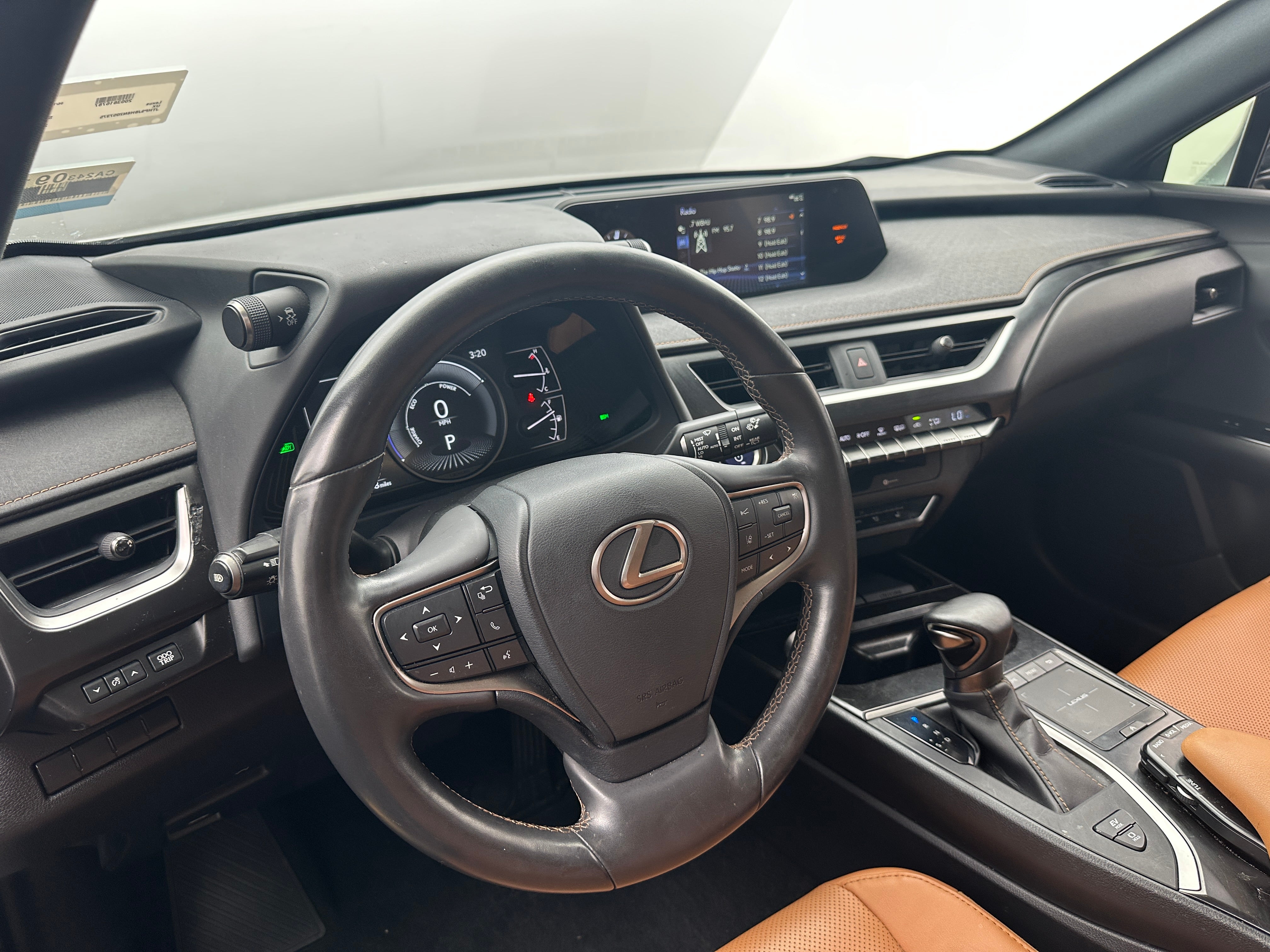 2022 Lexus UX 250h 2