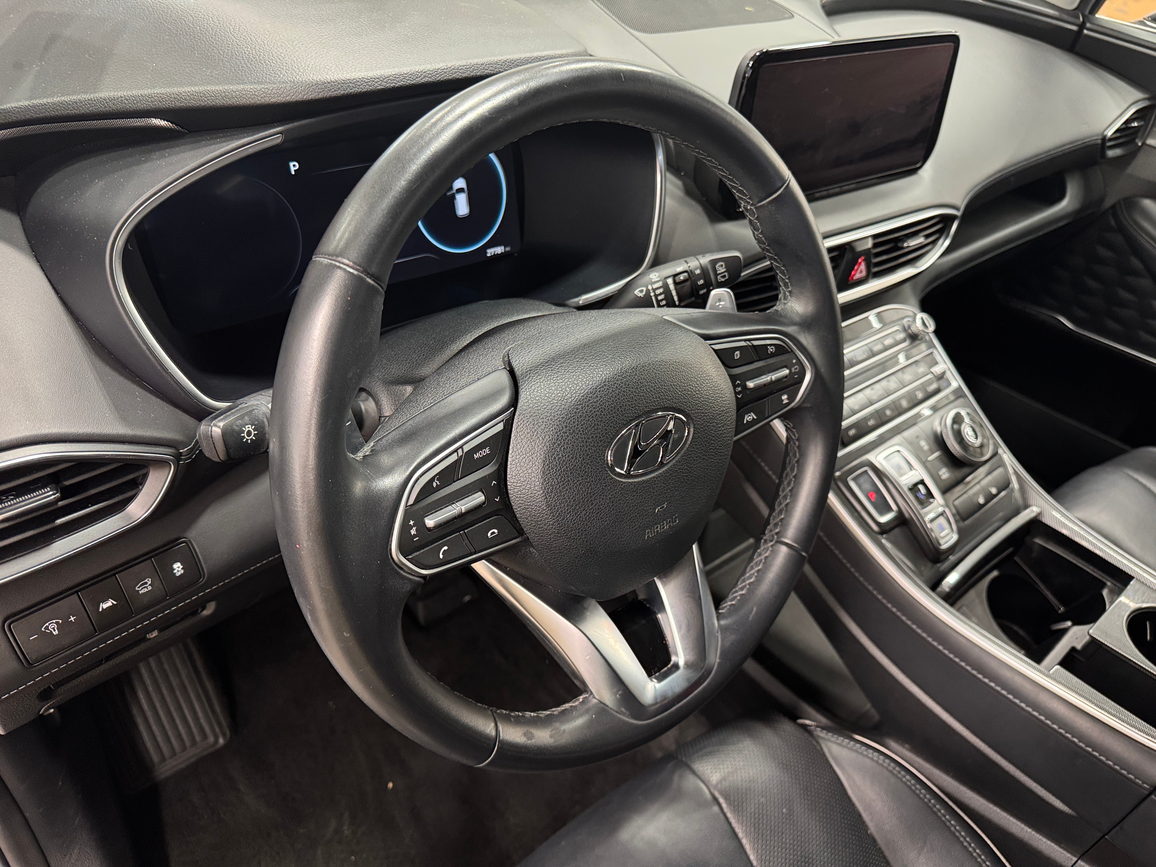 2022 Hyundai Santa Fe SEL 2