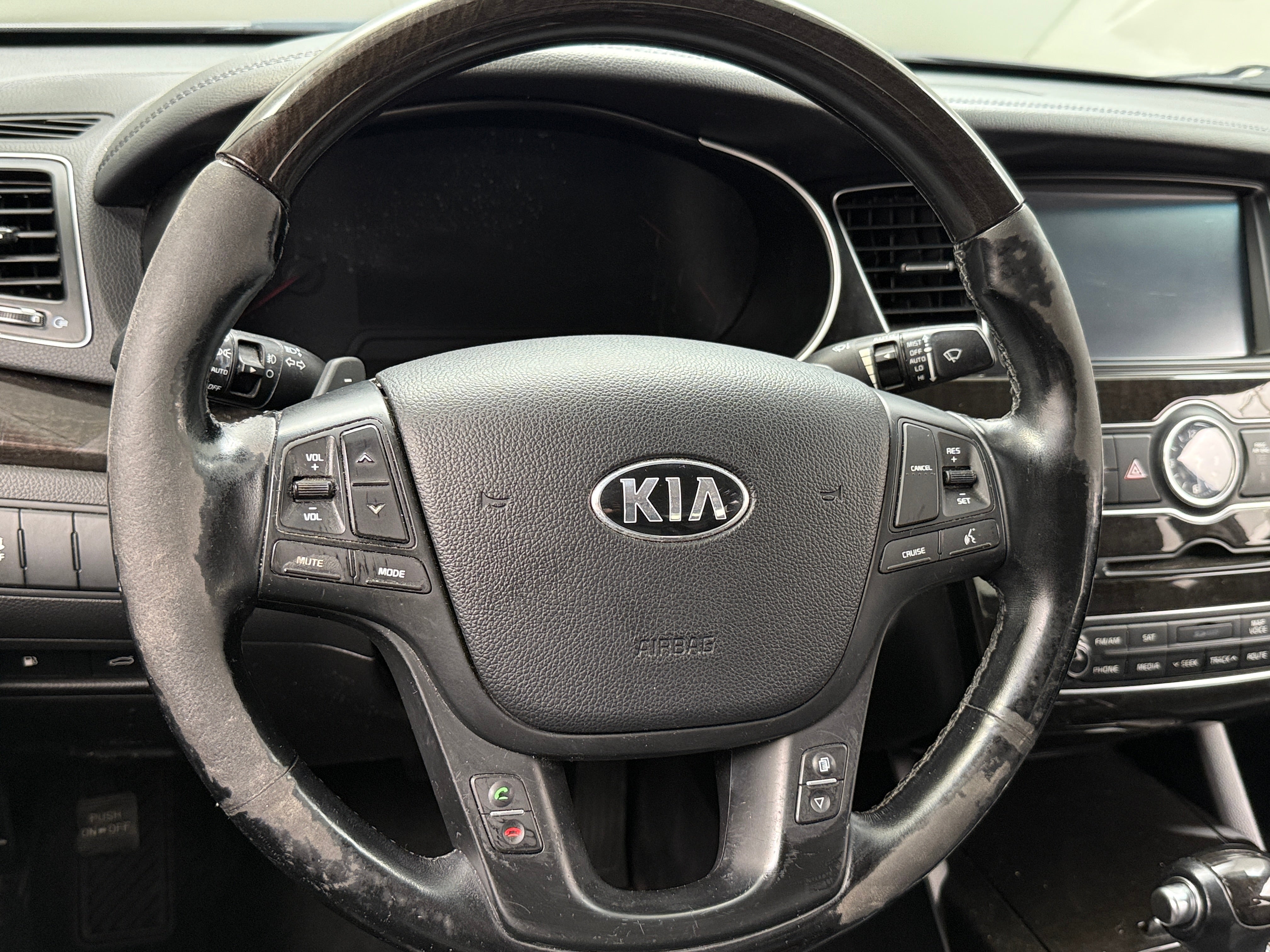 2014 Kia Cadenza Premium 4