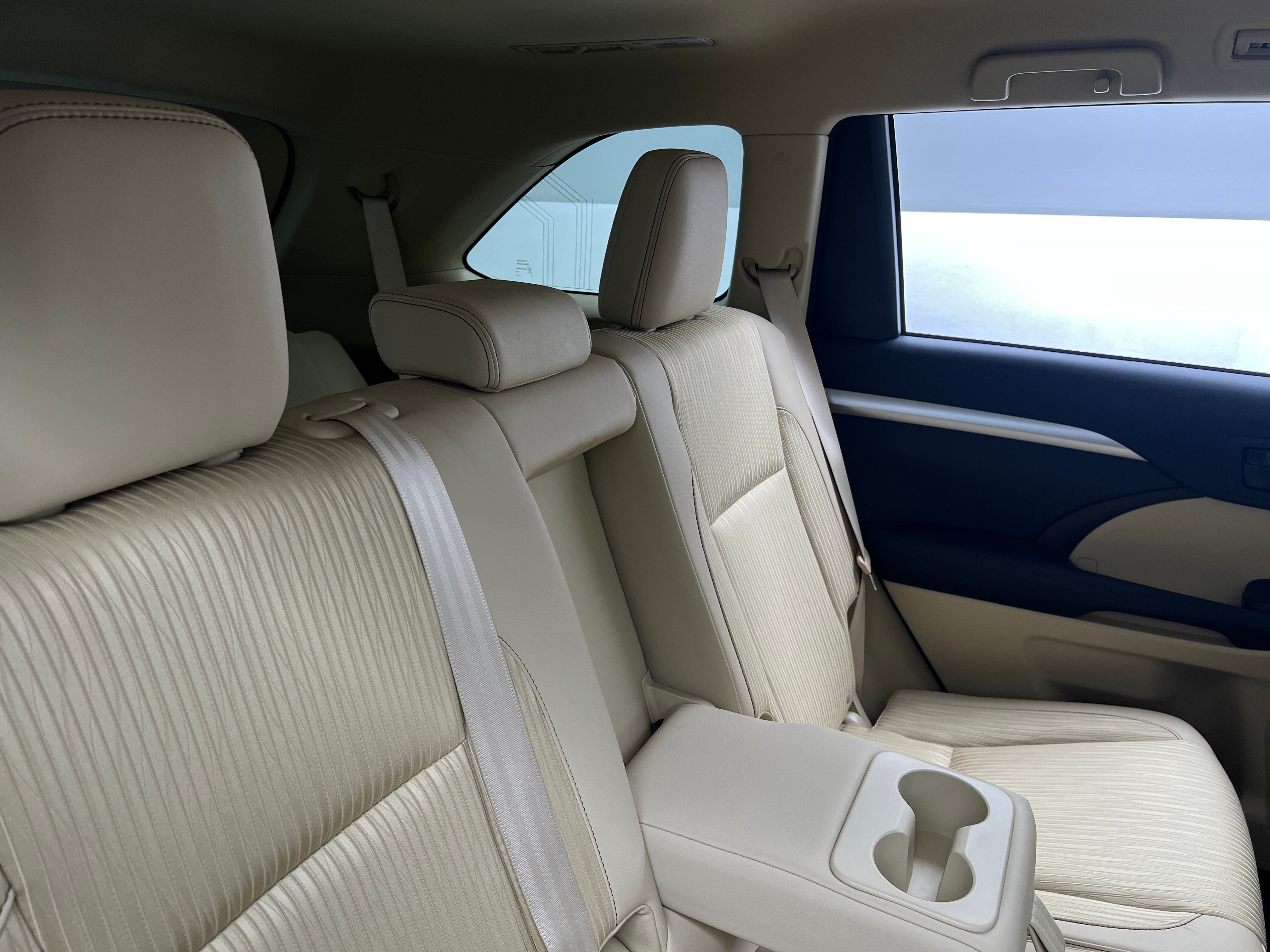 2015 Toyota Highlander Plus 6
