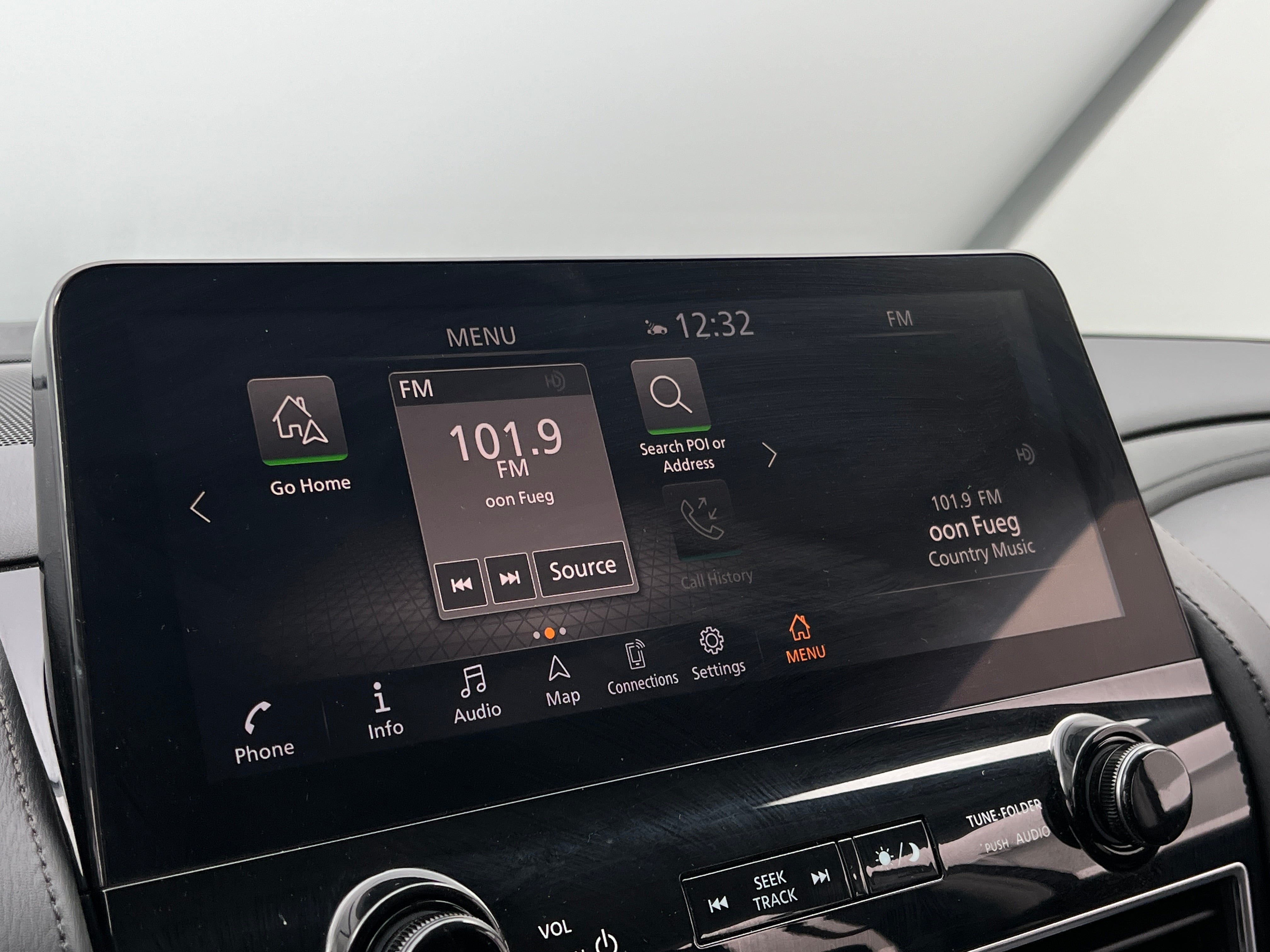 2023 Nissan Armada SV 3