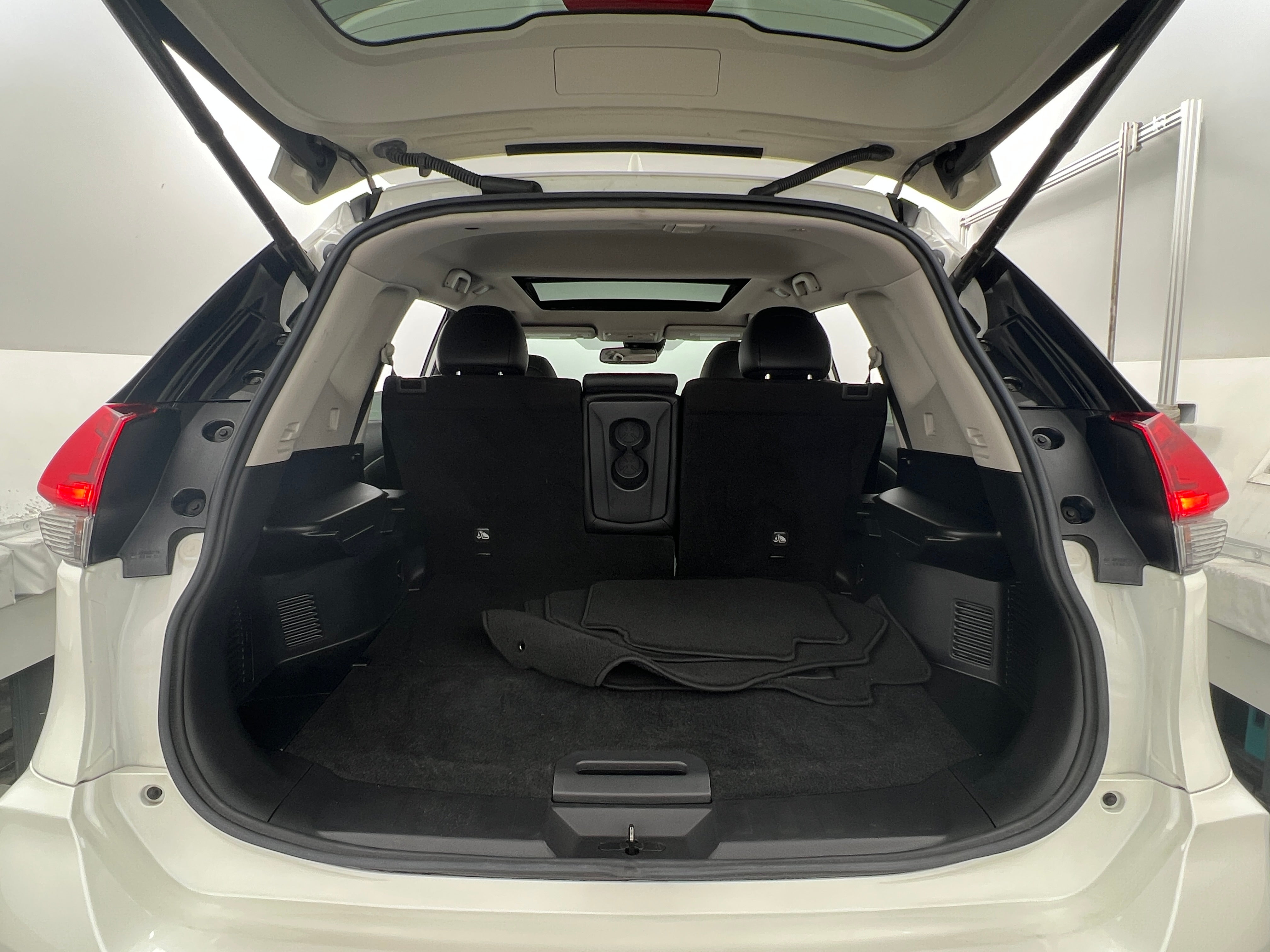 2020 Nissan Rogue SL 6