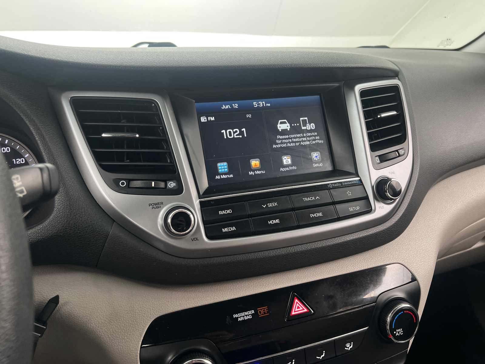 Thumbnail: 2018 Hyundai Tucson - 4