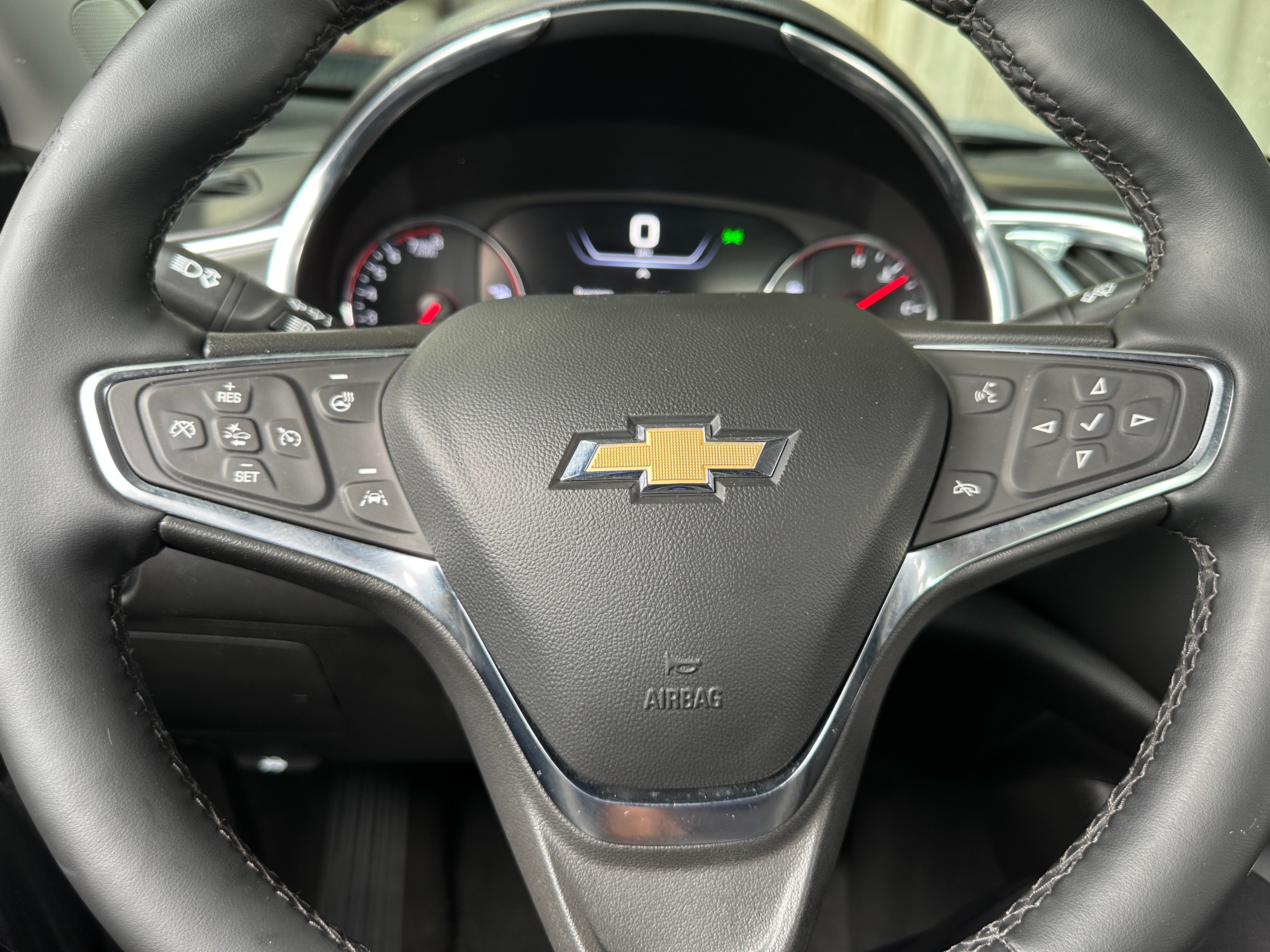 Thumbnail: 2024 Chevrolet Malibu - 4