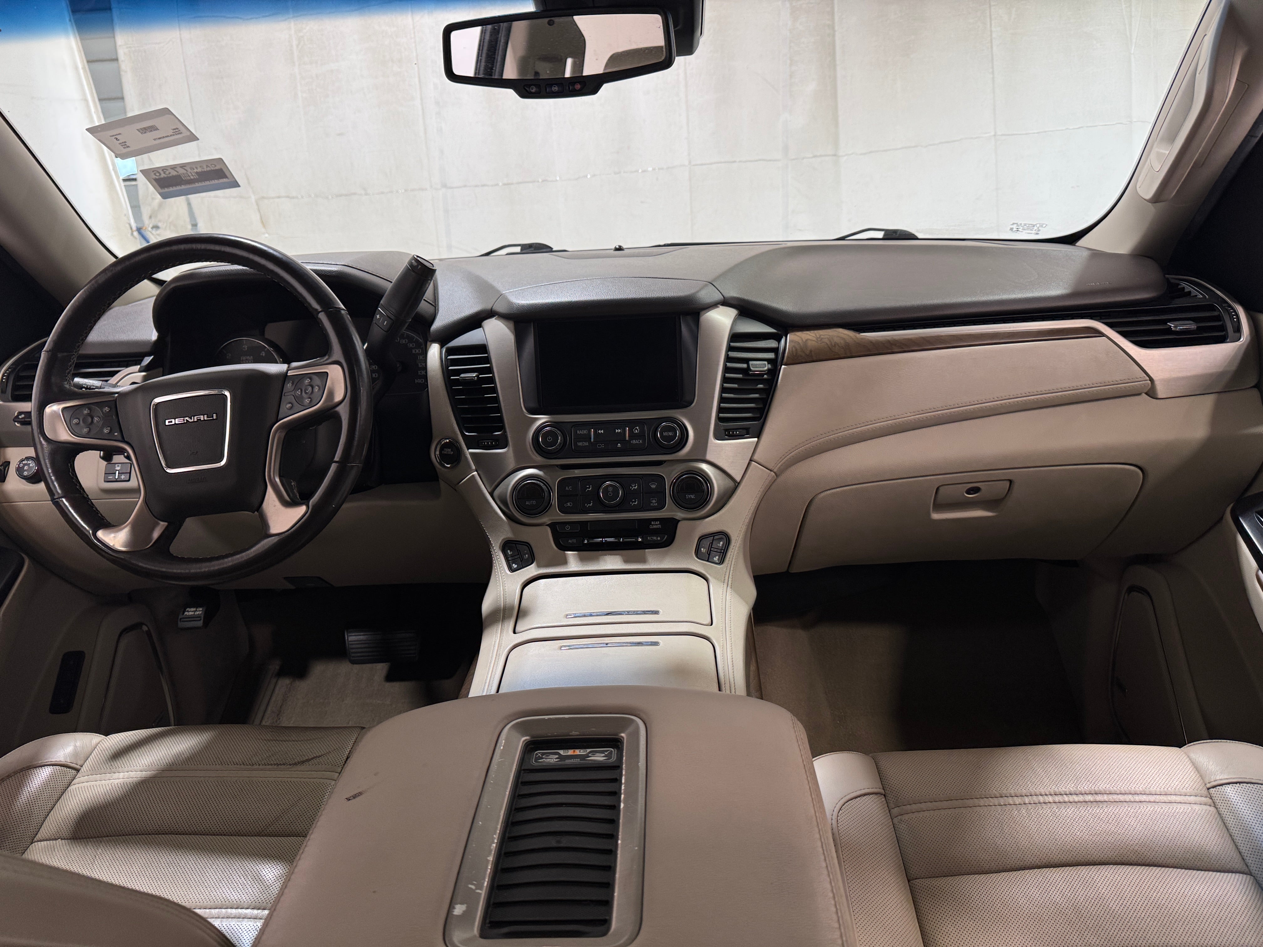 2019 GMC Yukon Denali 2