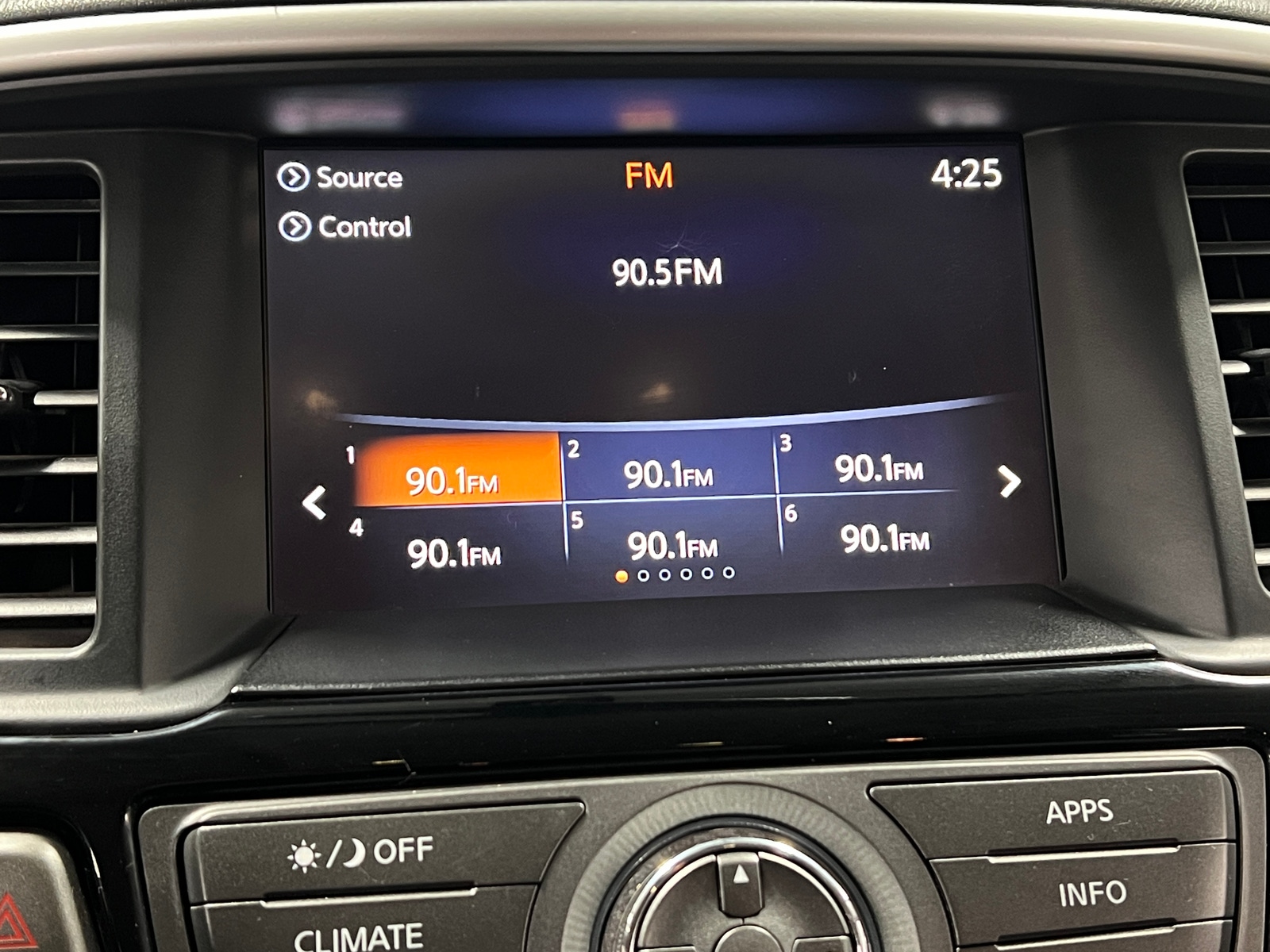 Thumbnail: 2020 Nissan Pathfinder - 4