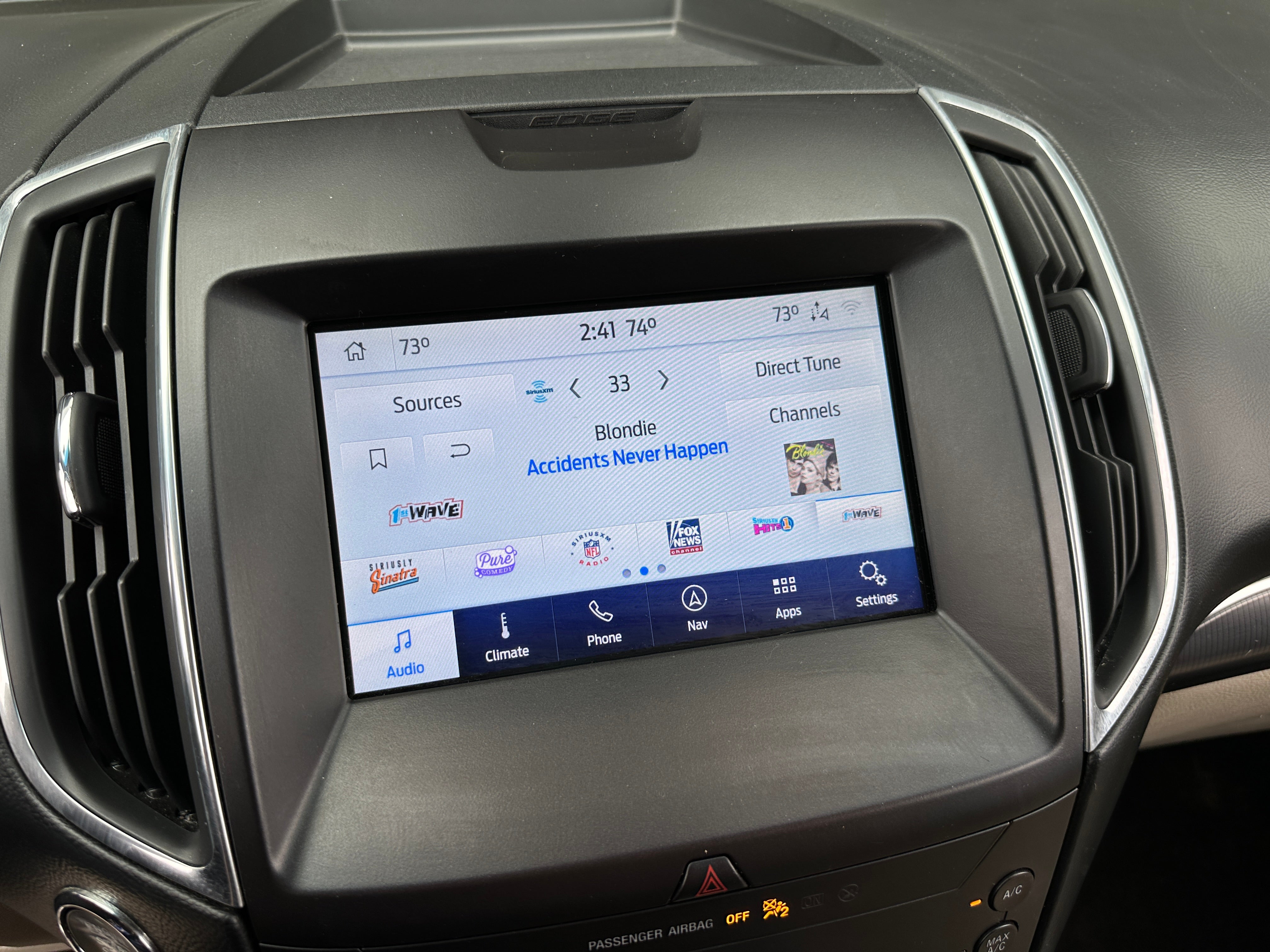 2020 Ford Edge Titanium 4