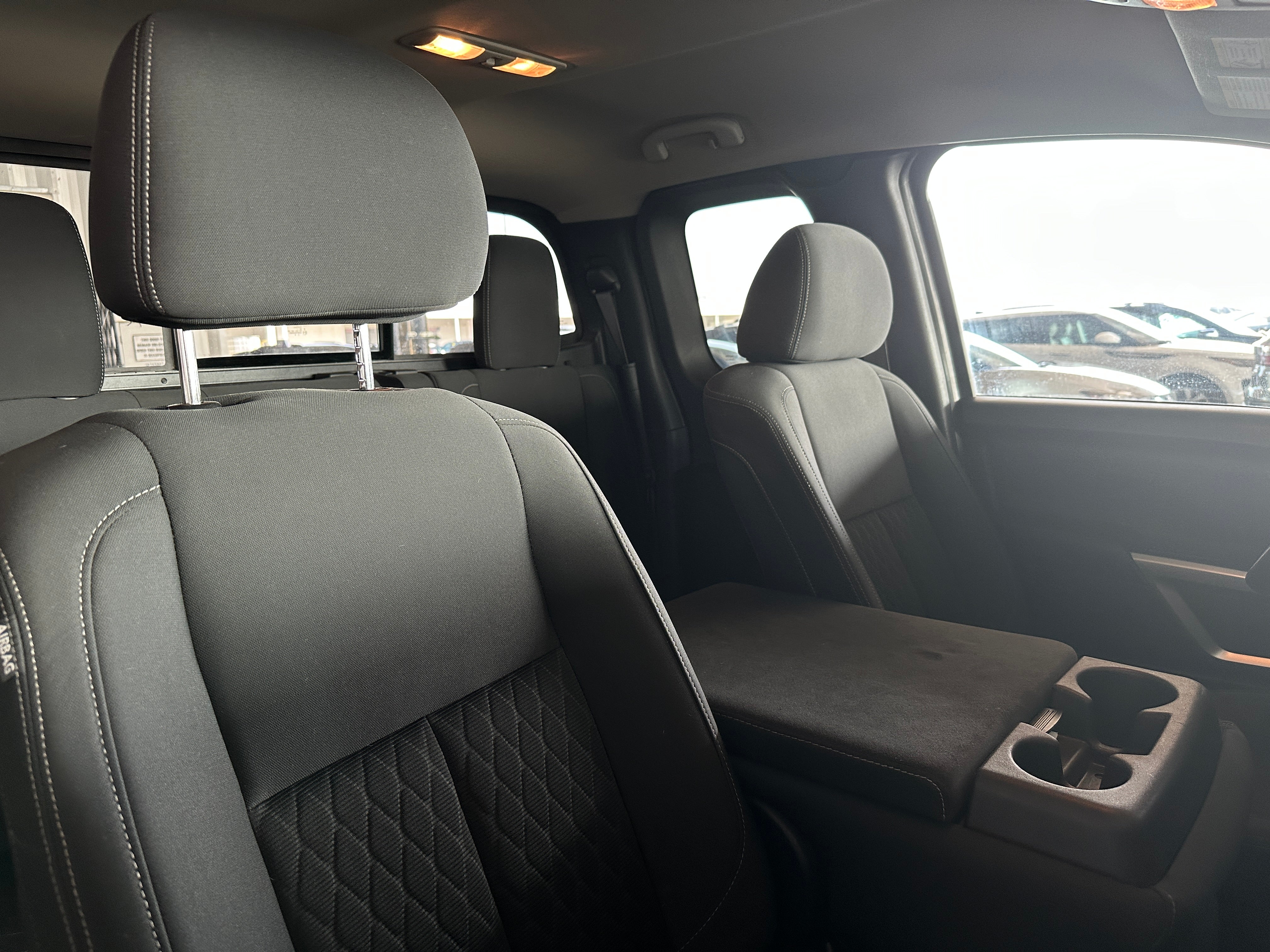 2017 Nissan Titan SV 2