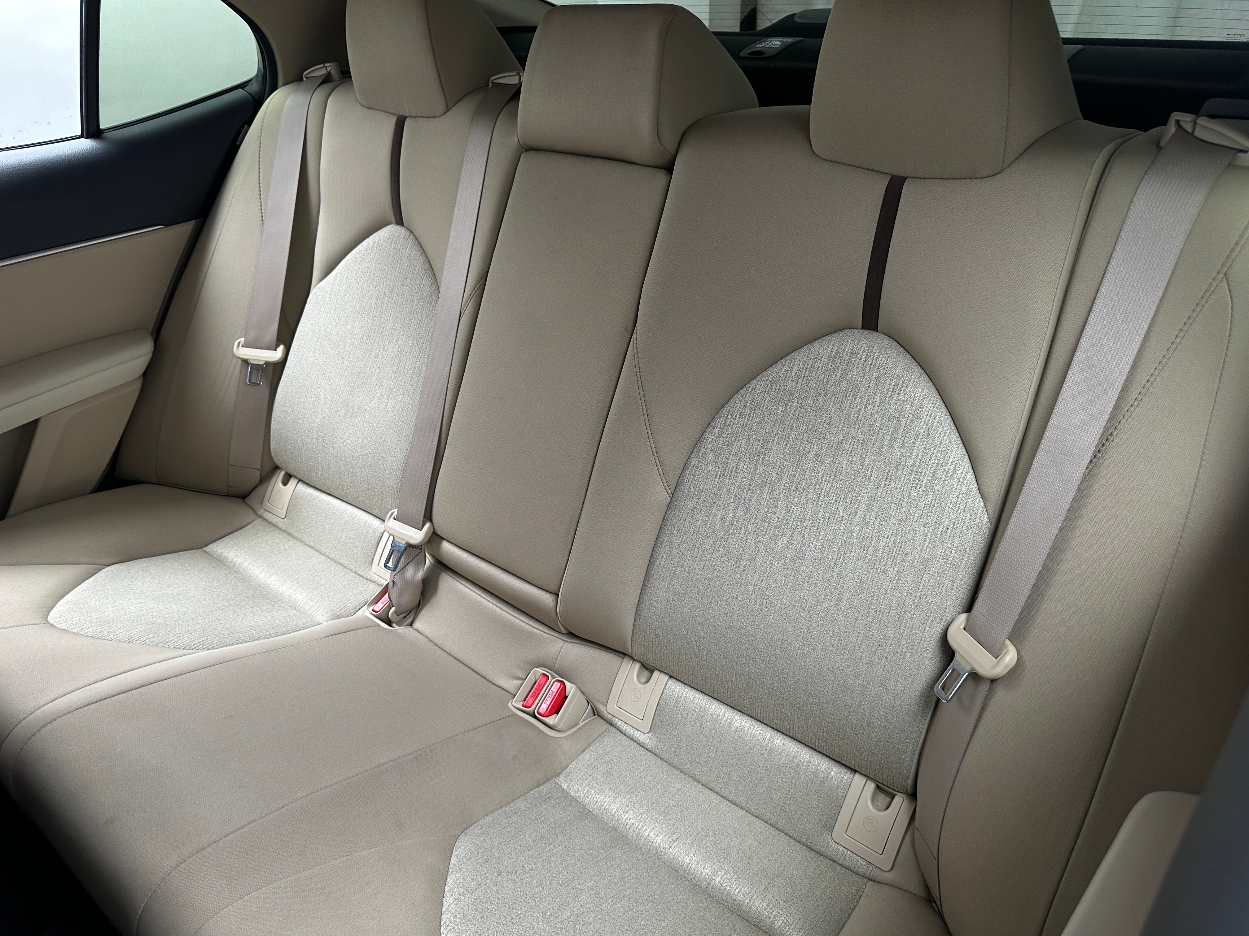 2018 Toyota Camry LE 6