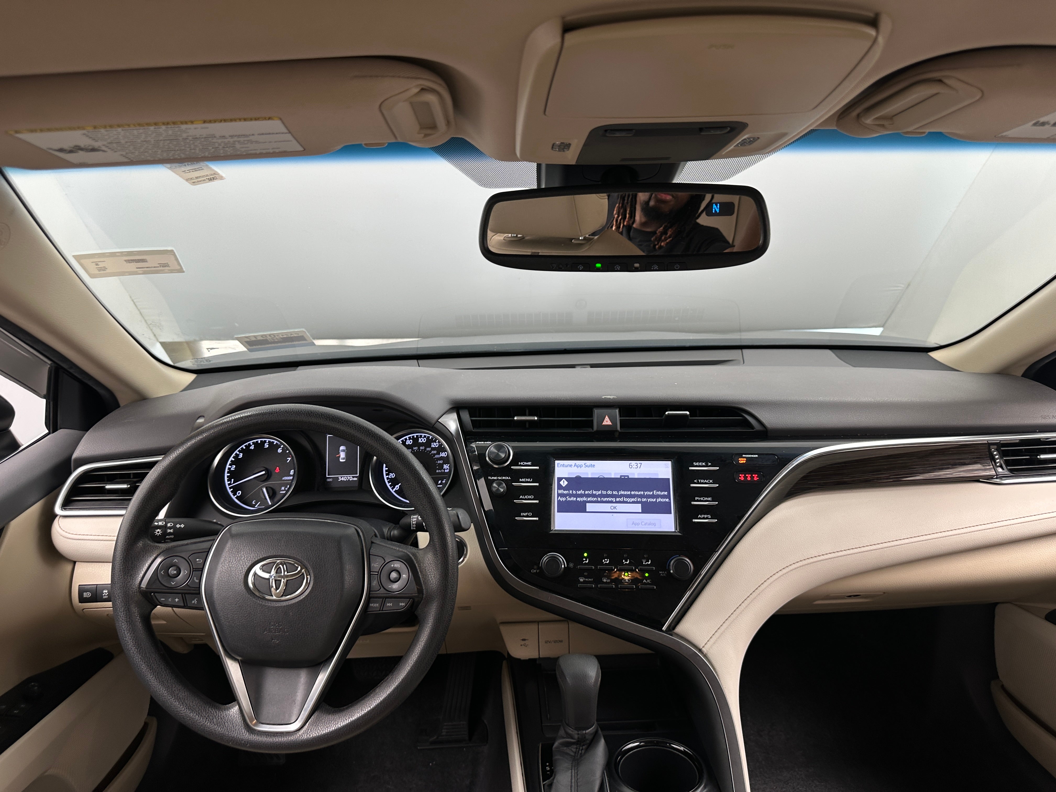 2018 Toyota Camry LE 3