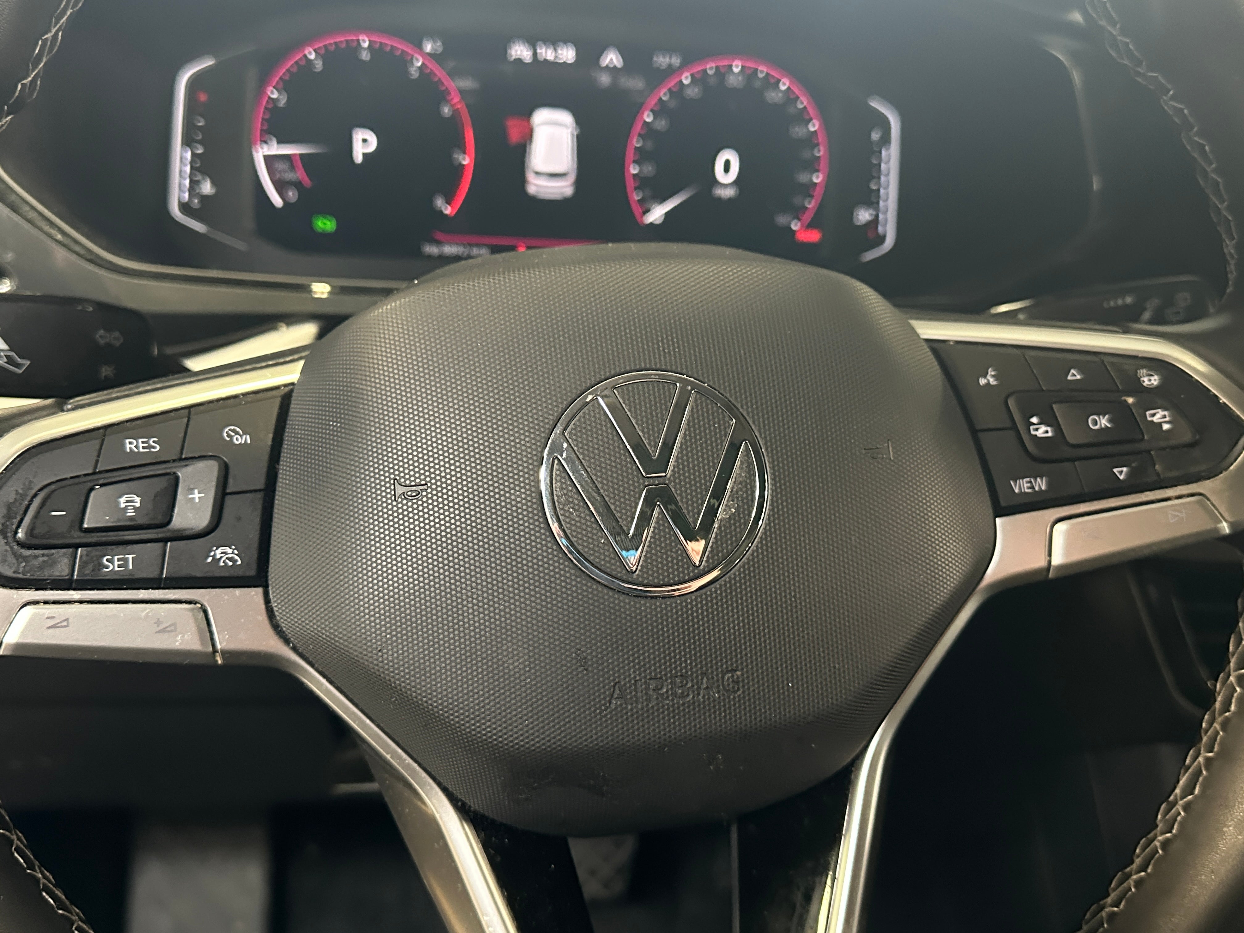 2022 Volkswagen Taos SEL 4