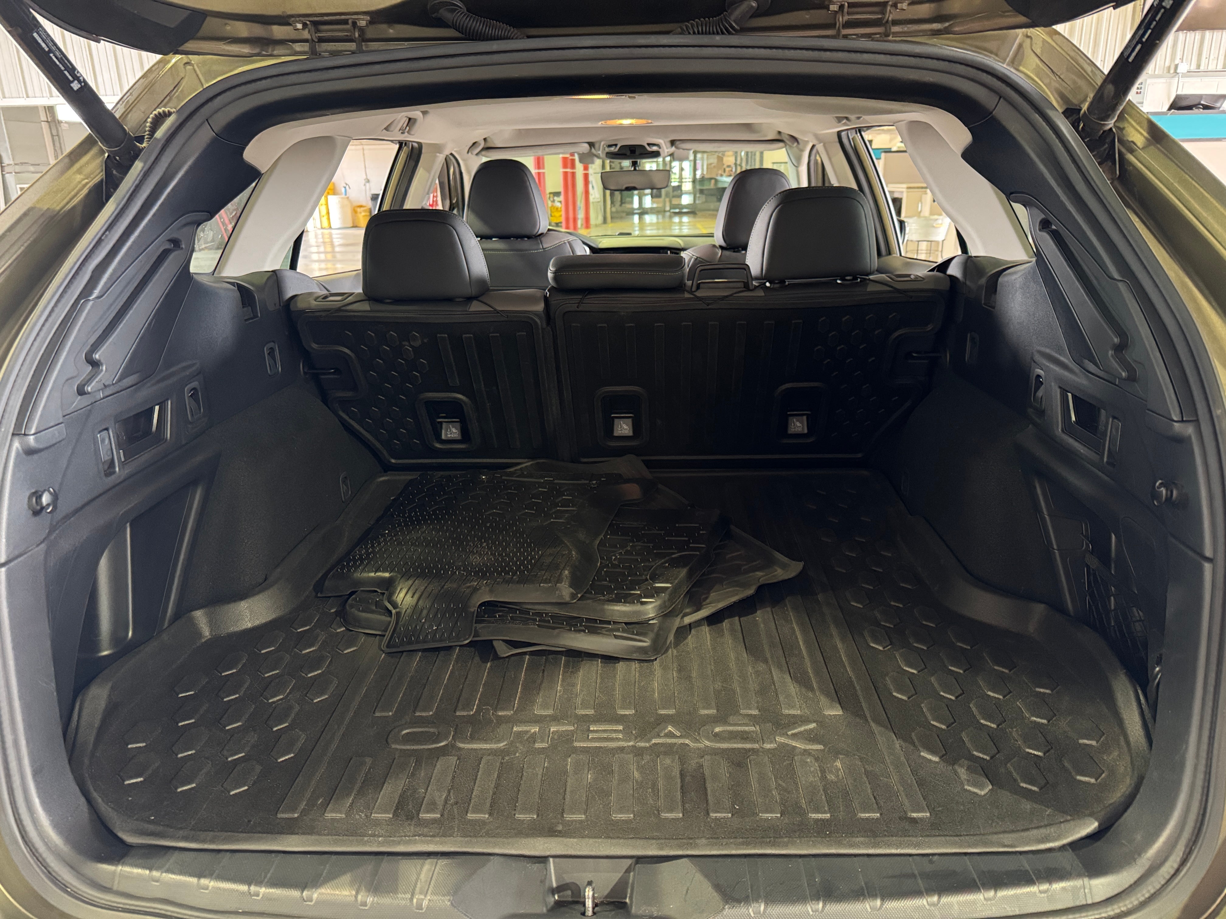 2020 Subaru Outback Onyx Edition 7