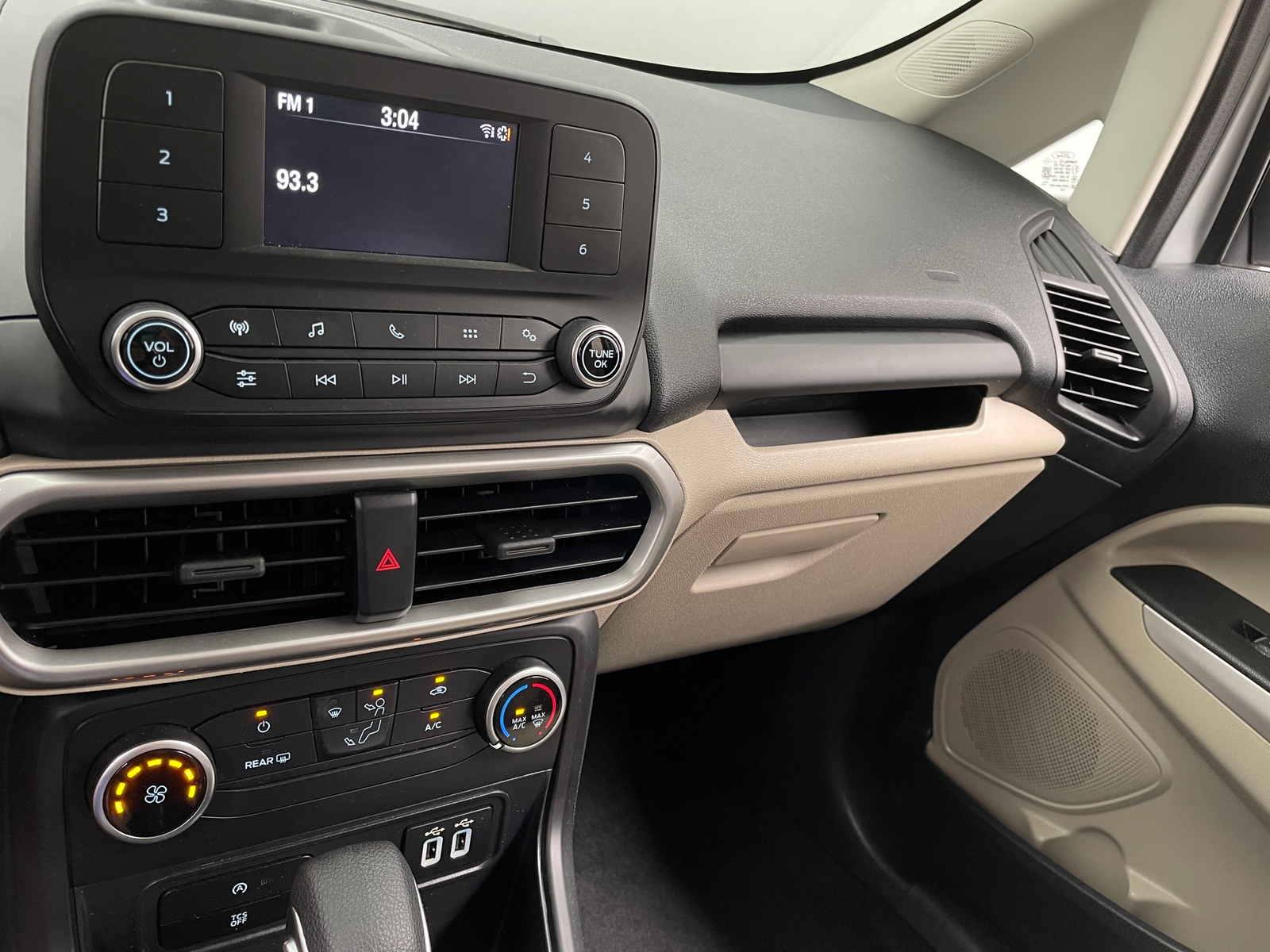 Thumbnail: 2021 Ford EcoSport - 4