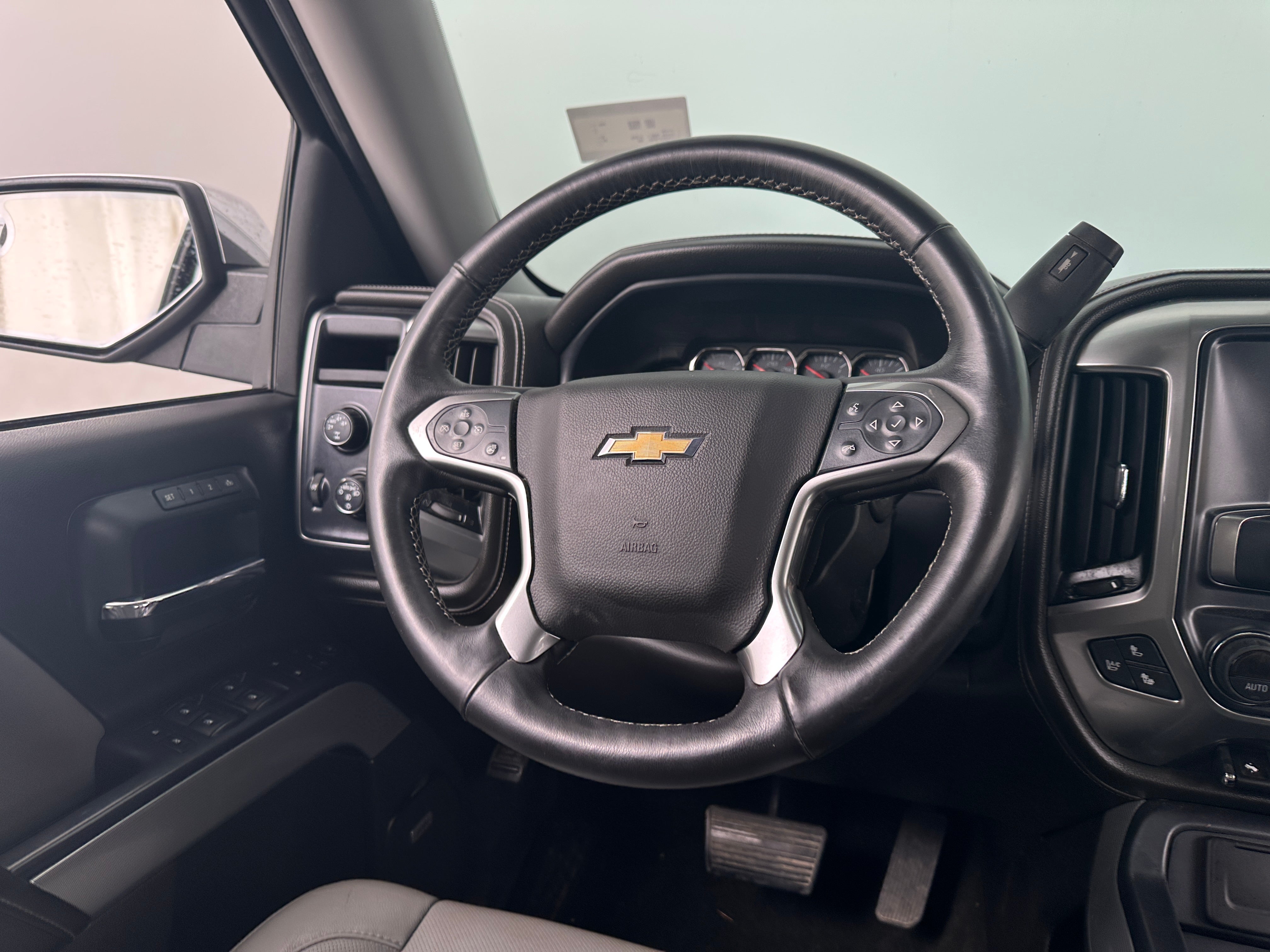 2014 Chevrolet Silverado 1500 LTZ 4