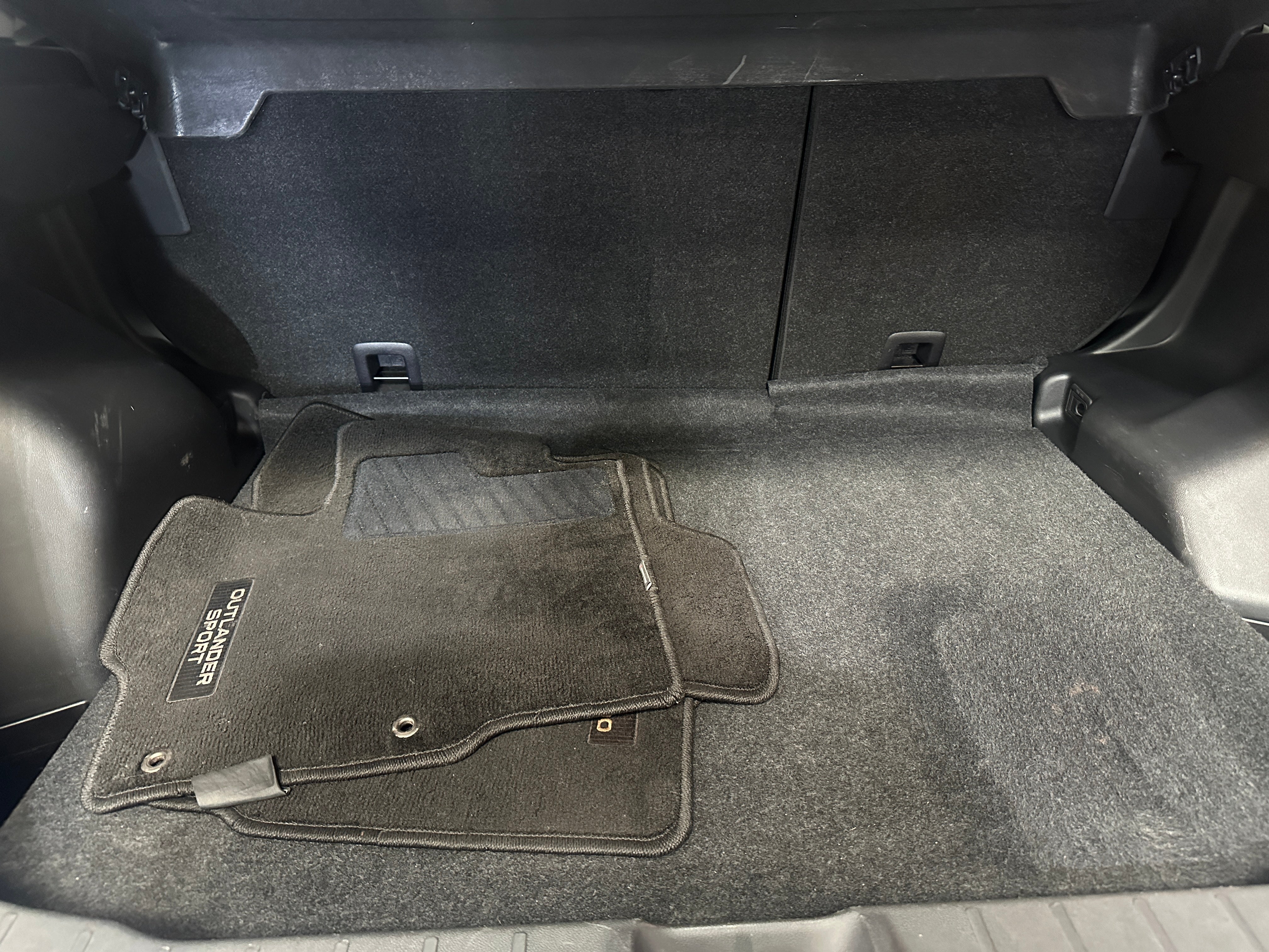 2019 Mitsubishi Outlander Sport LE 7