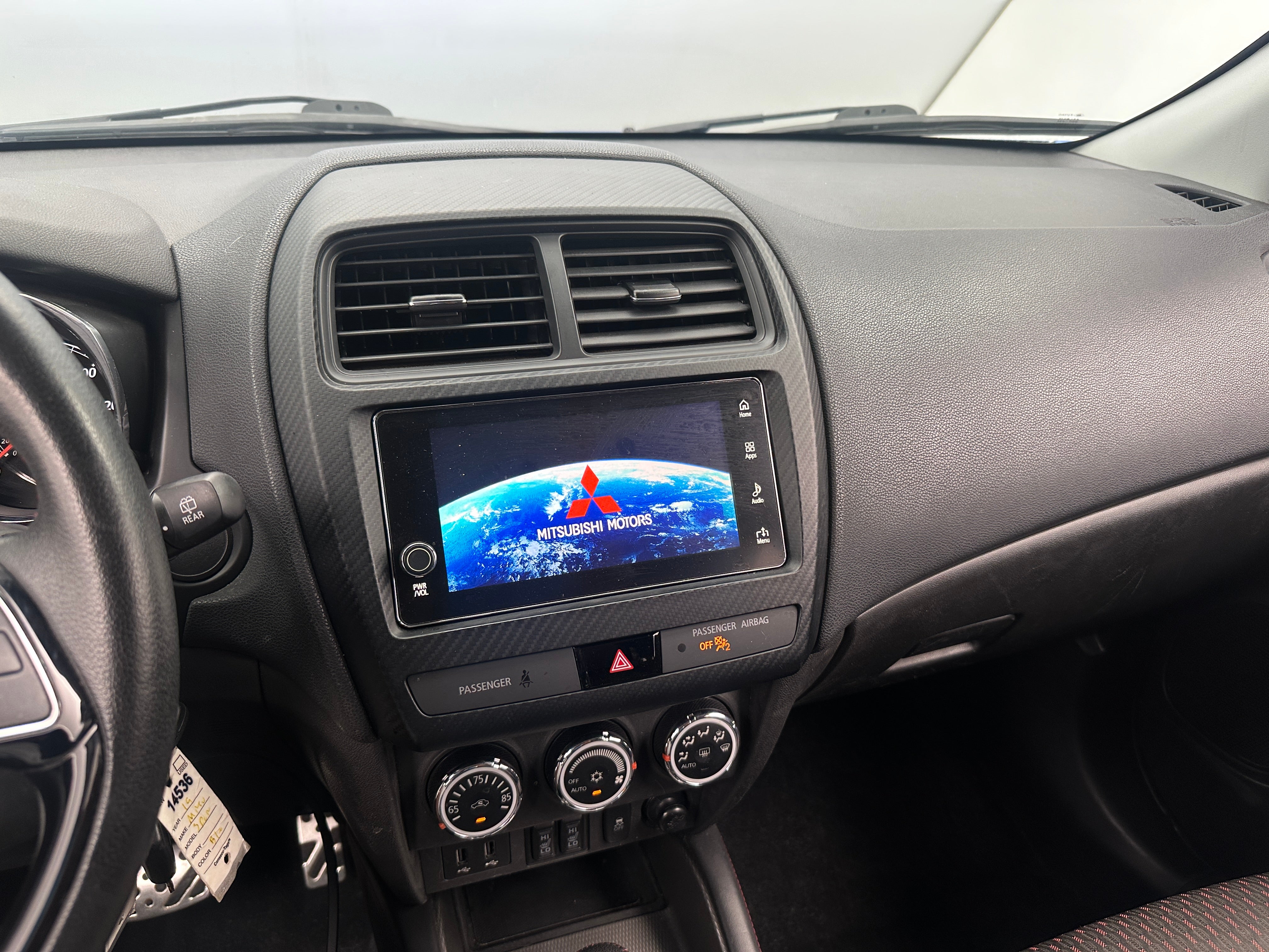2019 Mitsubishi Outlander Sport LE 4