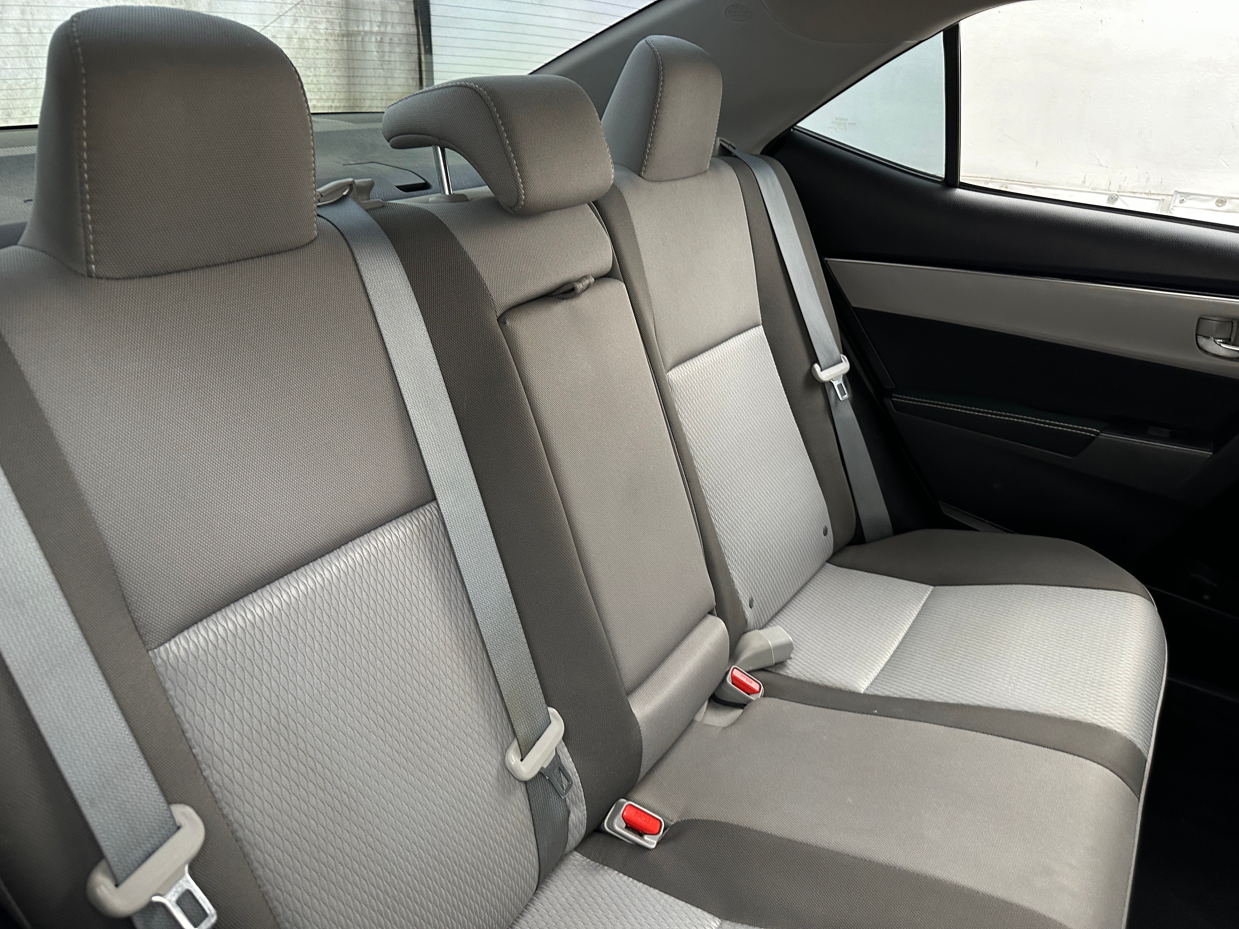 2017 Toyota Corolla LE 6