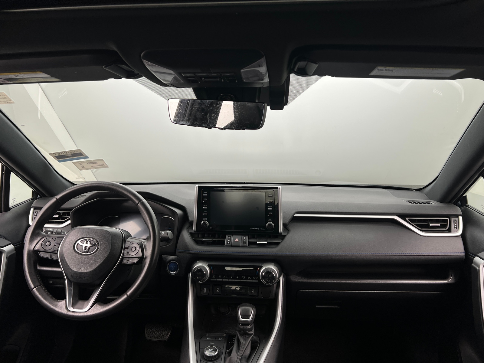 Thumbnail: 2020 Toyota RAV4 - 3