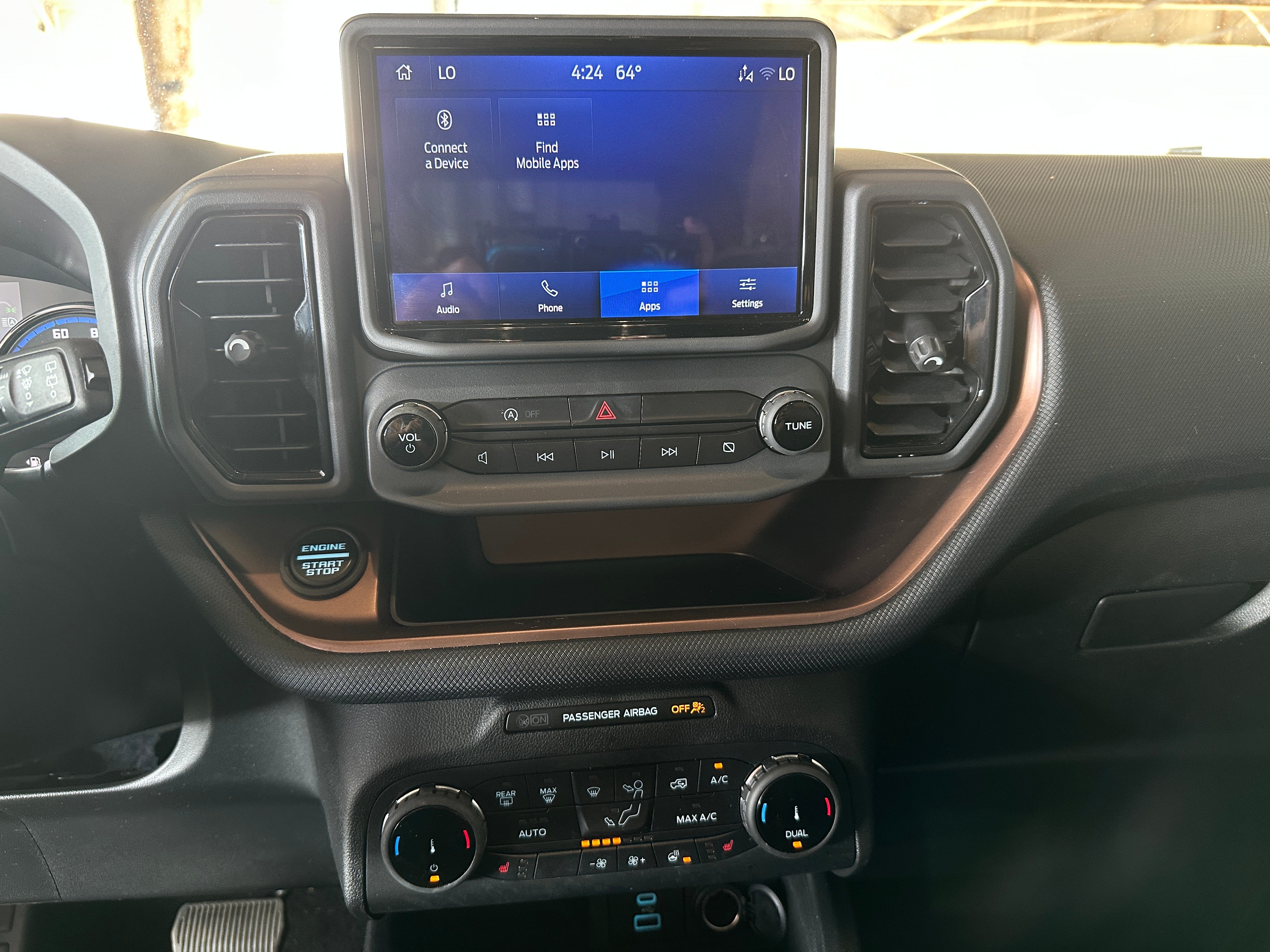 2022 Ford Bronco Sport Outer Banks 3