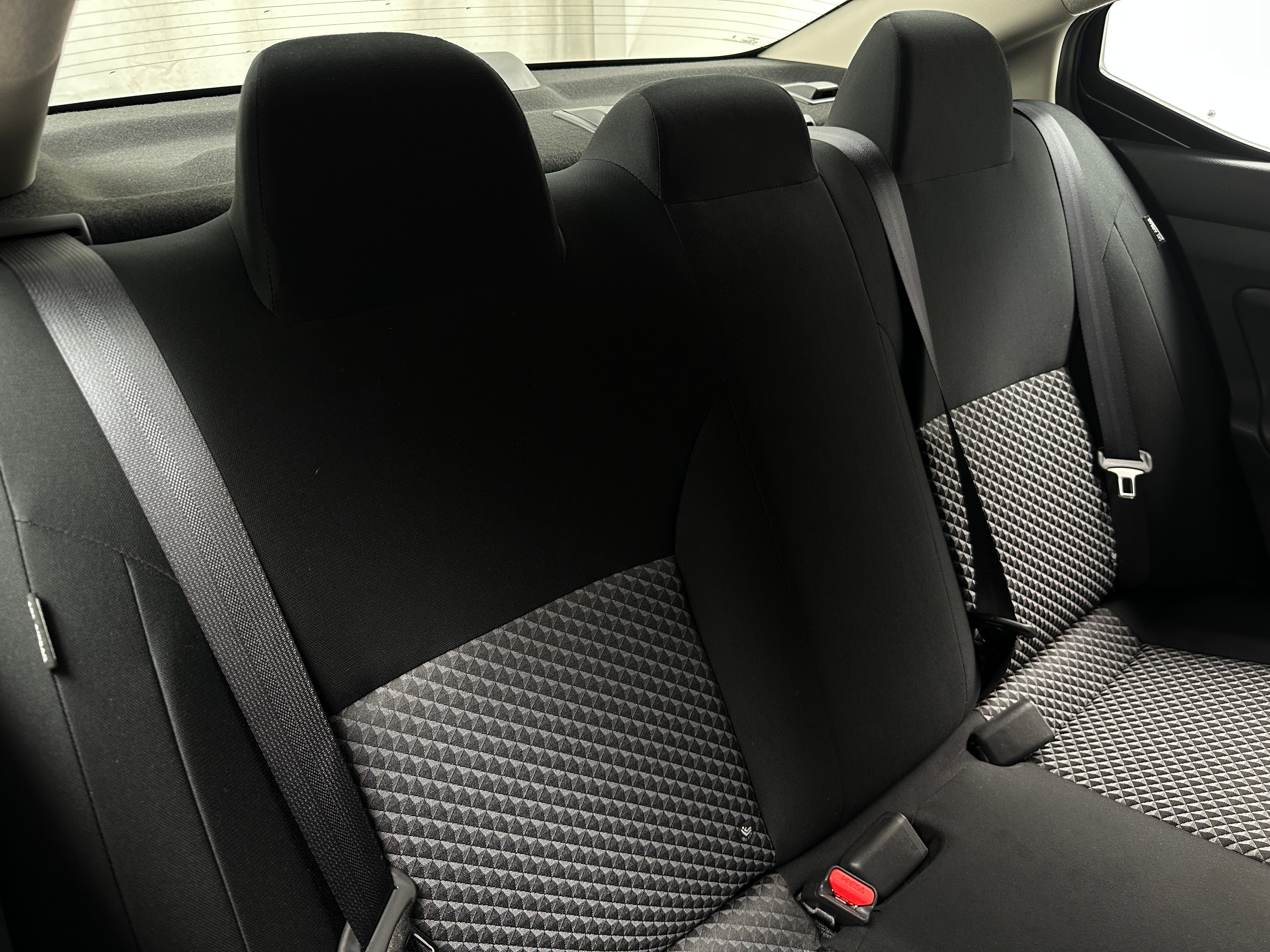 2023 Nissan Versa S 6