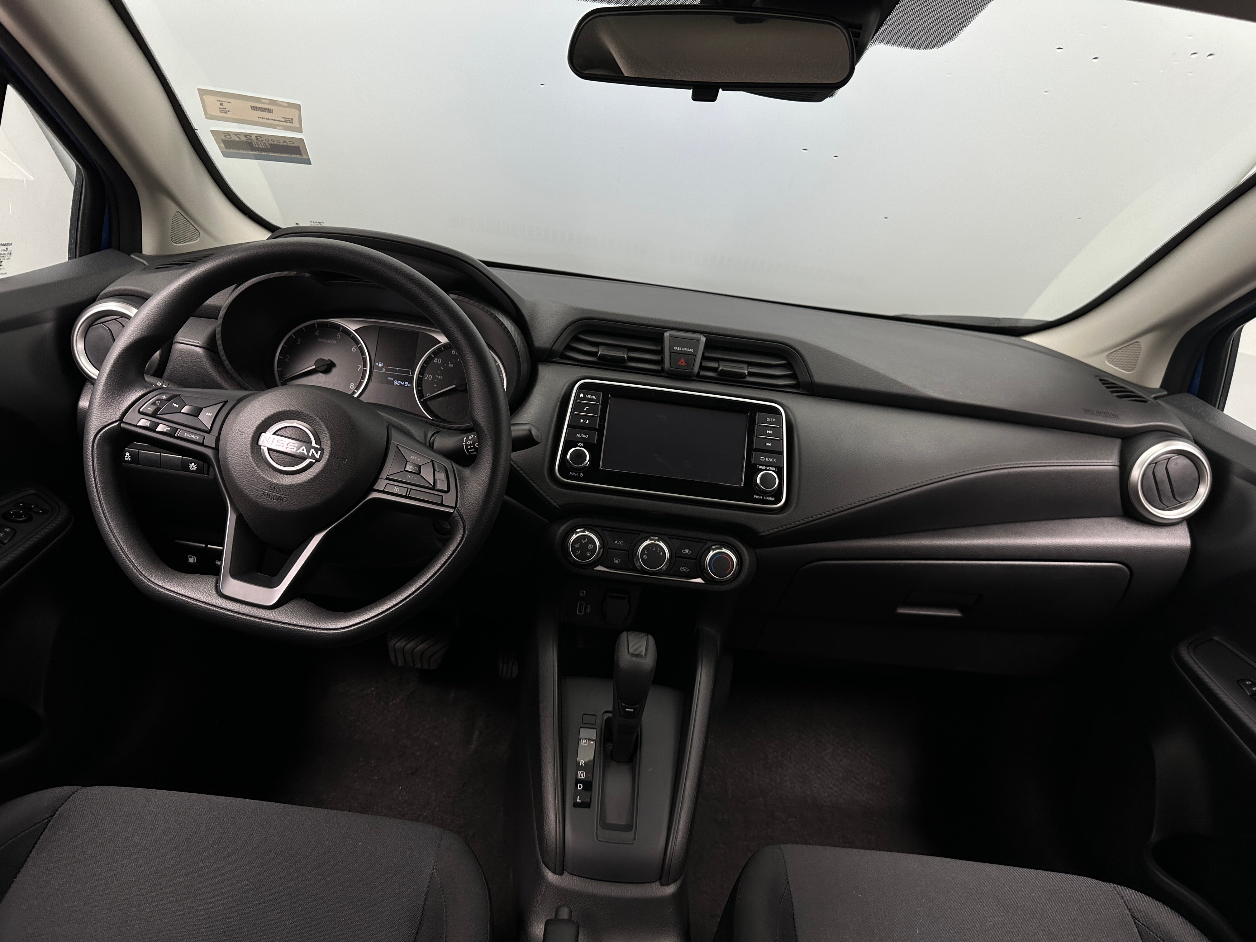 2023 Nissan Versa S 3