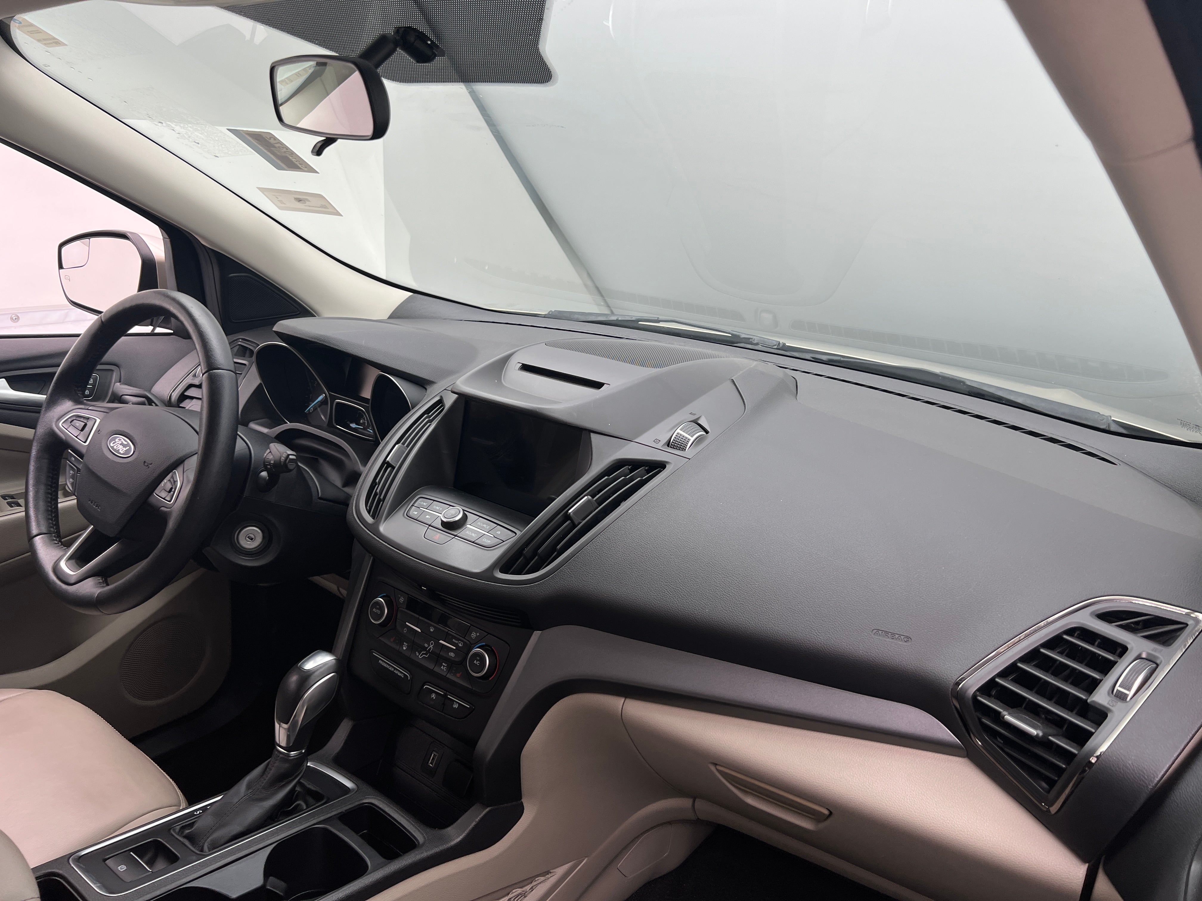 2018 Ford Escape SEL 2