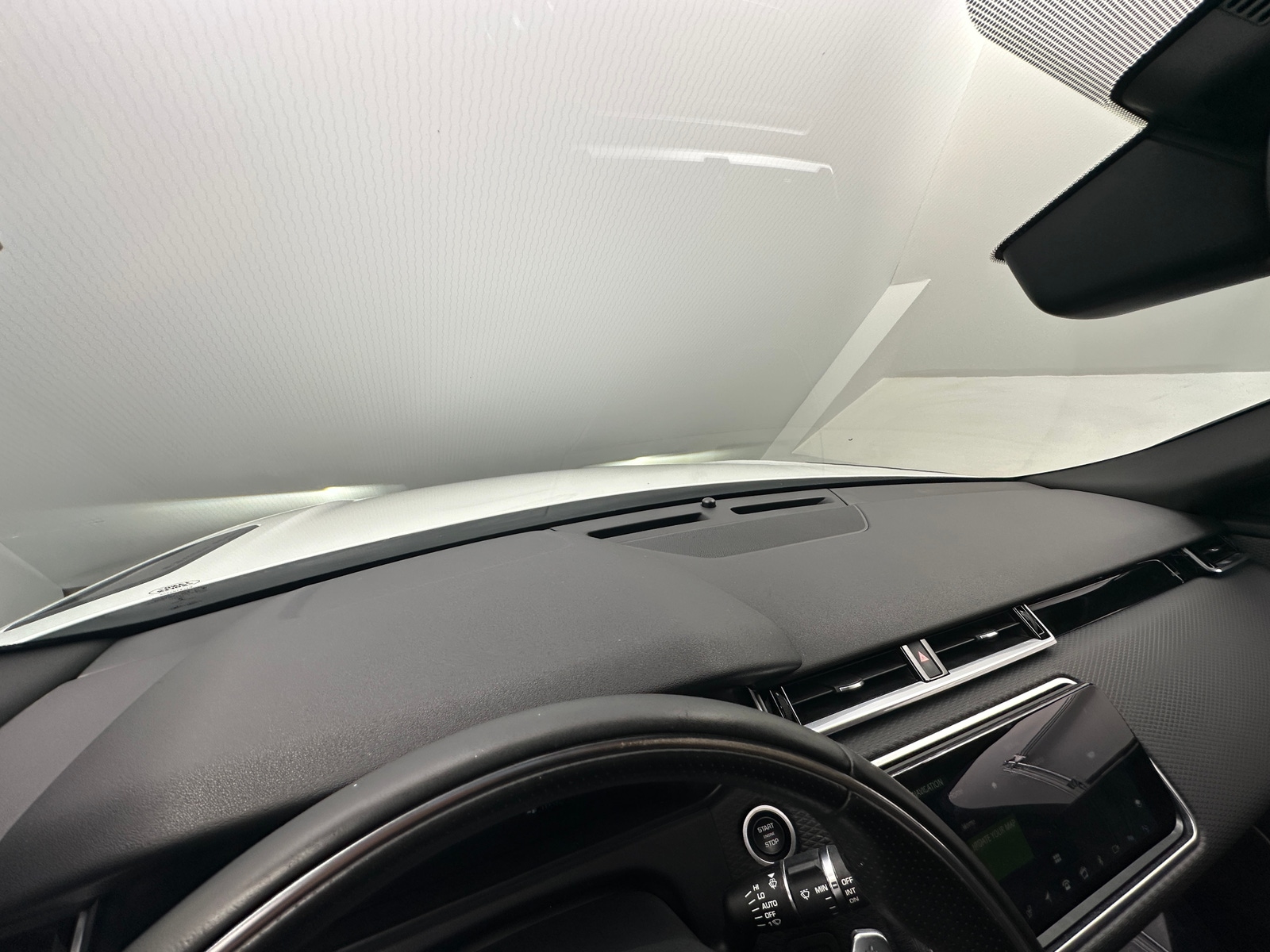 Thumbnail: 2019 Land Rover Range Rover Velar - 2