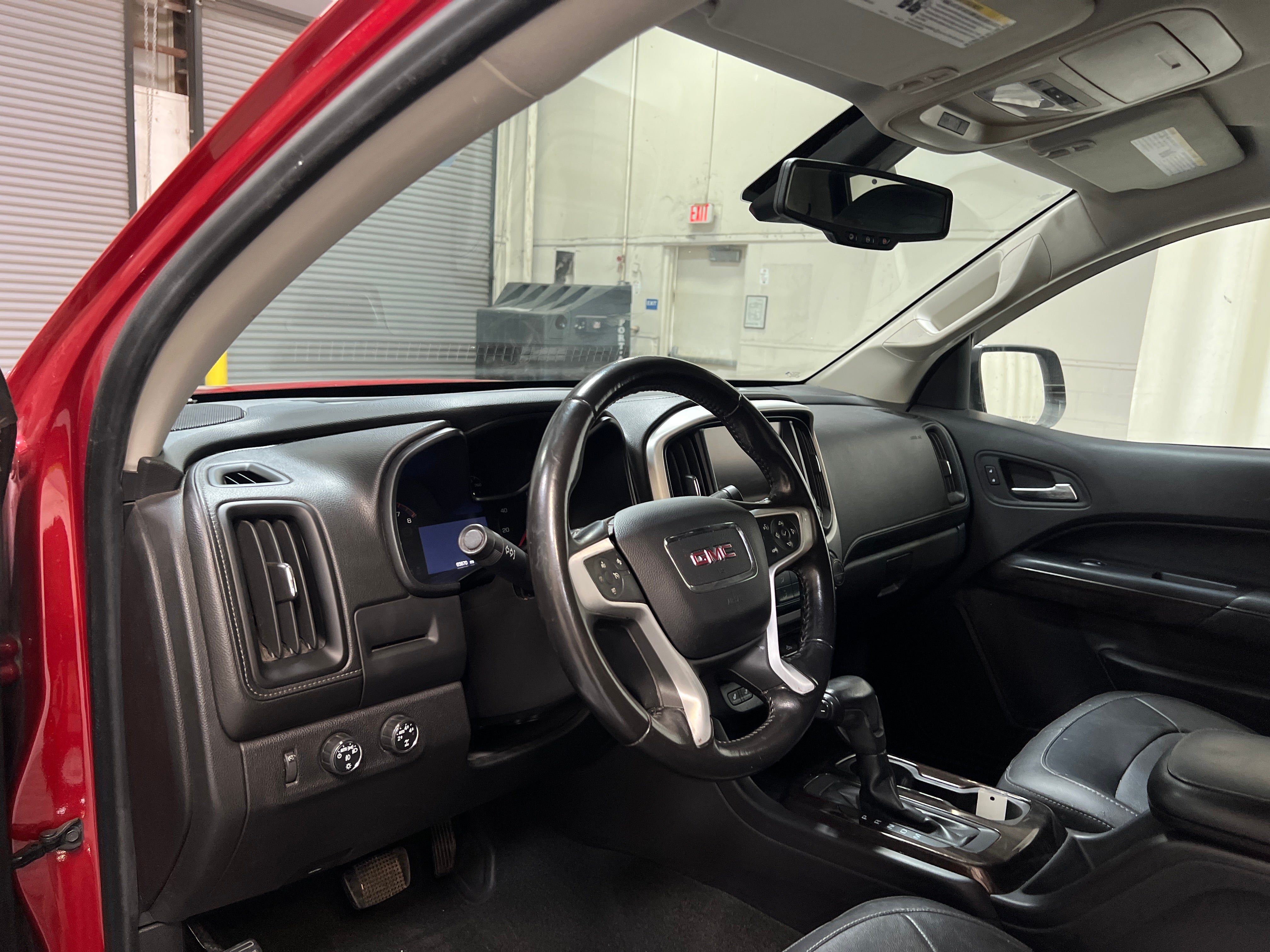 Thumbnail: 2016 GMC Canyon - 2