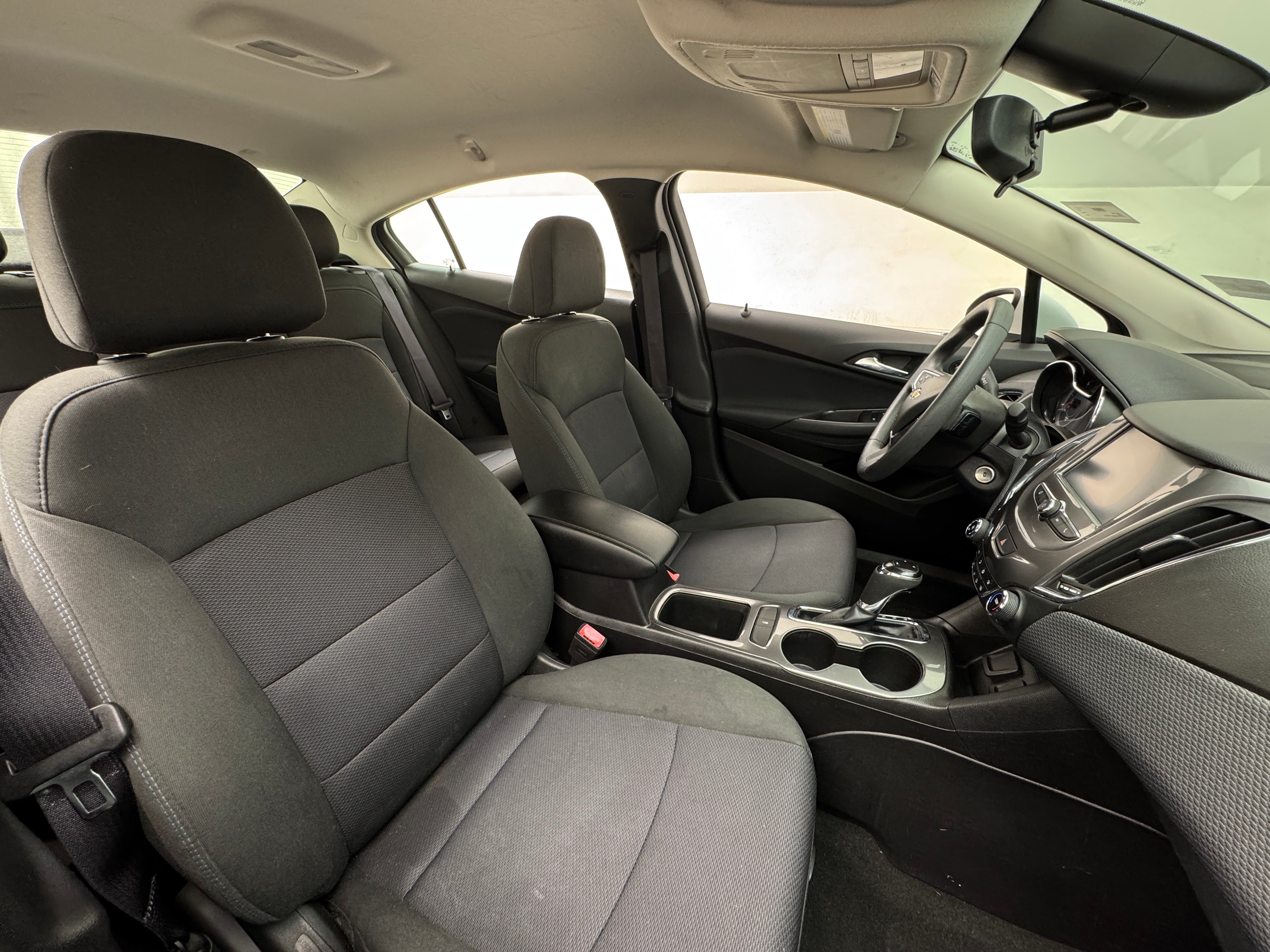2017 Chevrolet Cruze LT 2
