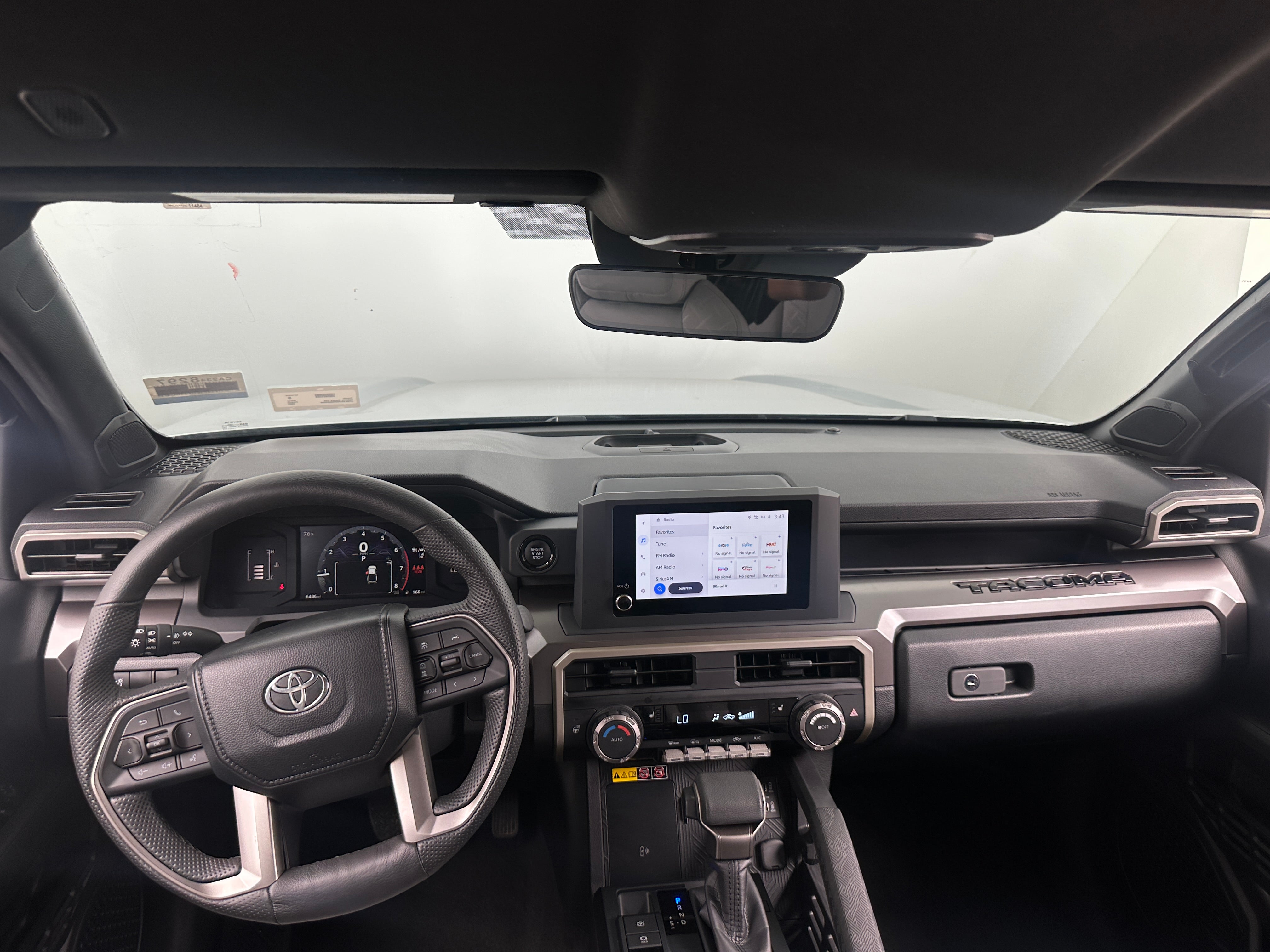 2024 Toyota Tacoma SR5 3