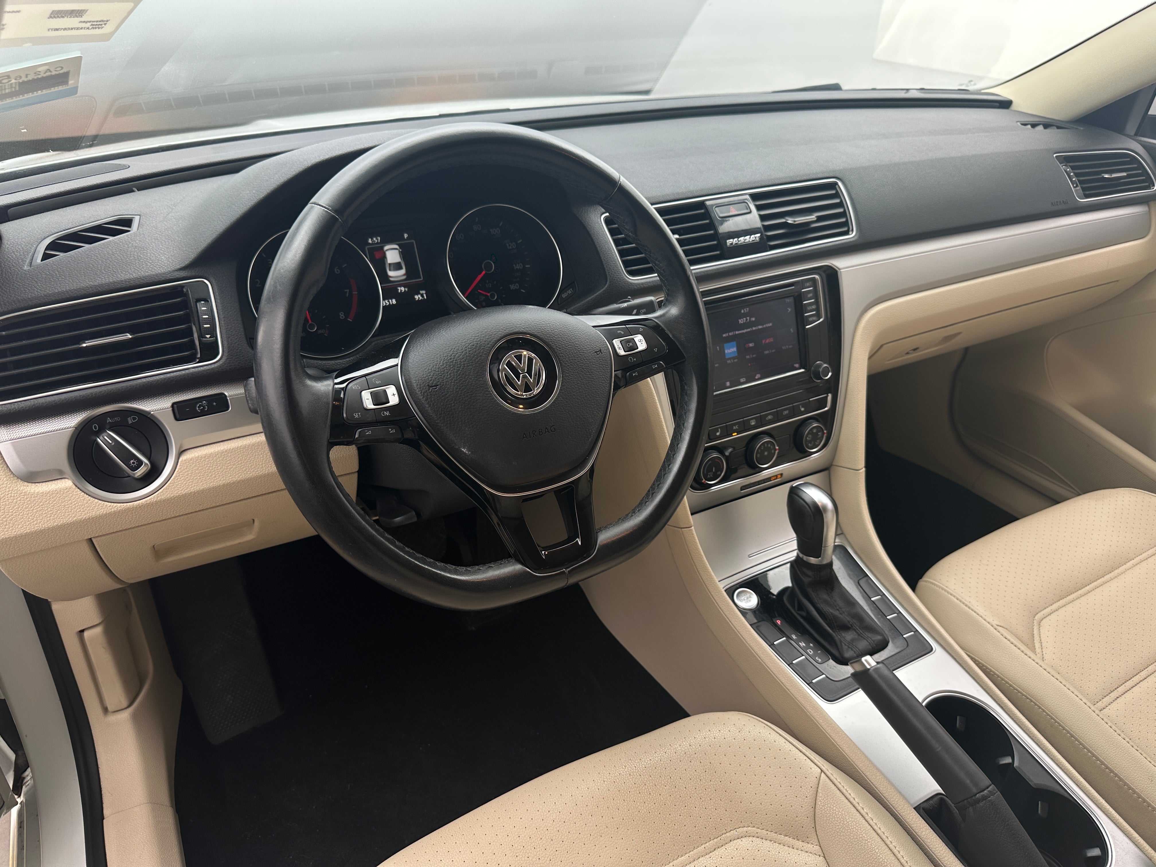 2019 Volkswagen Passat Wolfsburg Edition 2