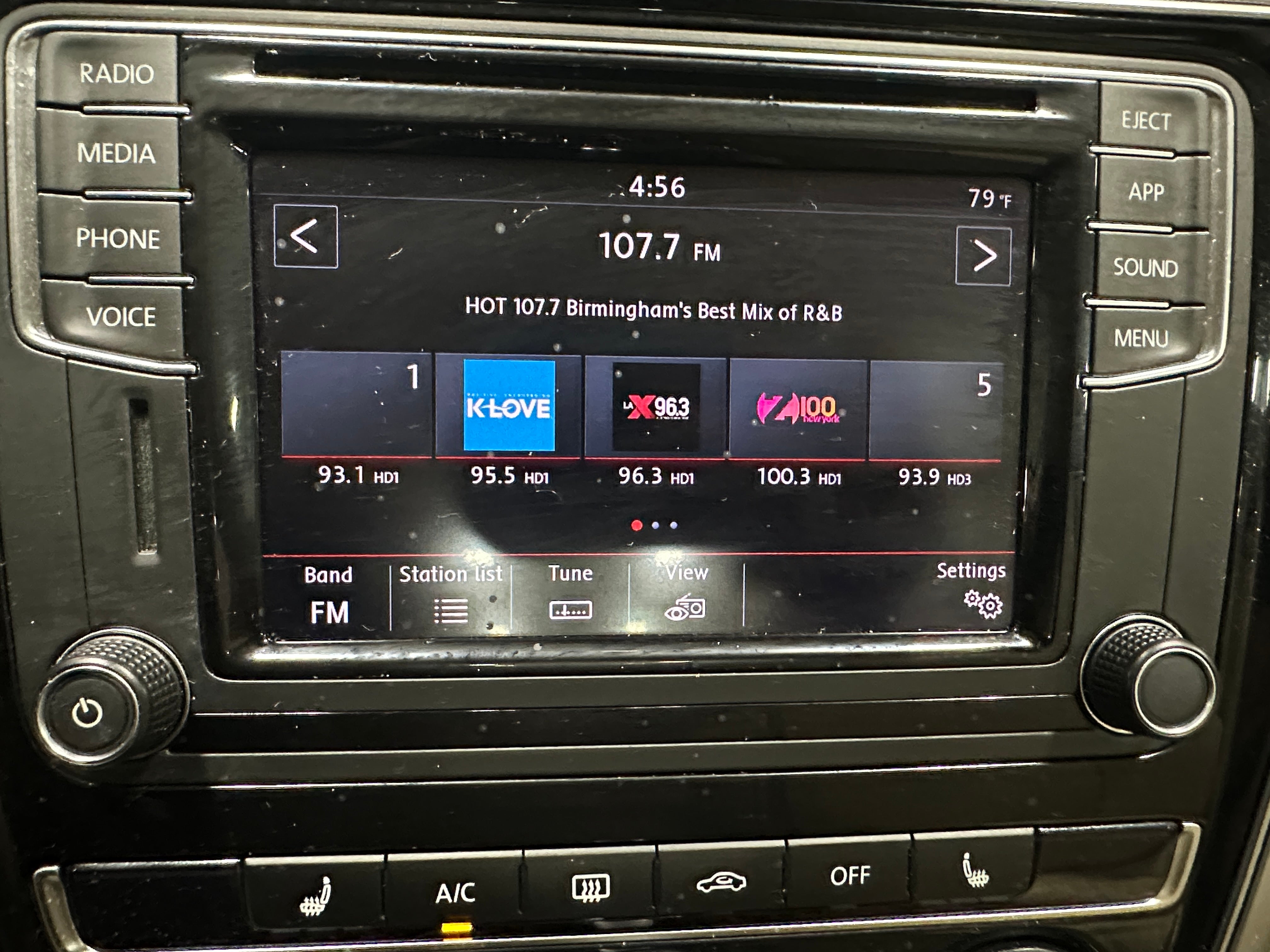 2019 Volkswagen Passat Wolfsburg Edition 3