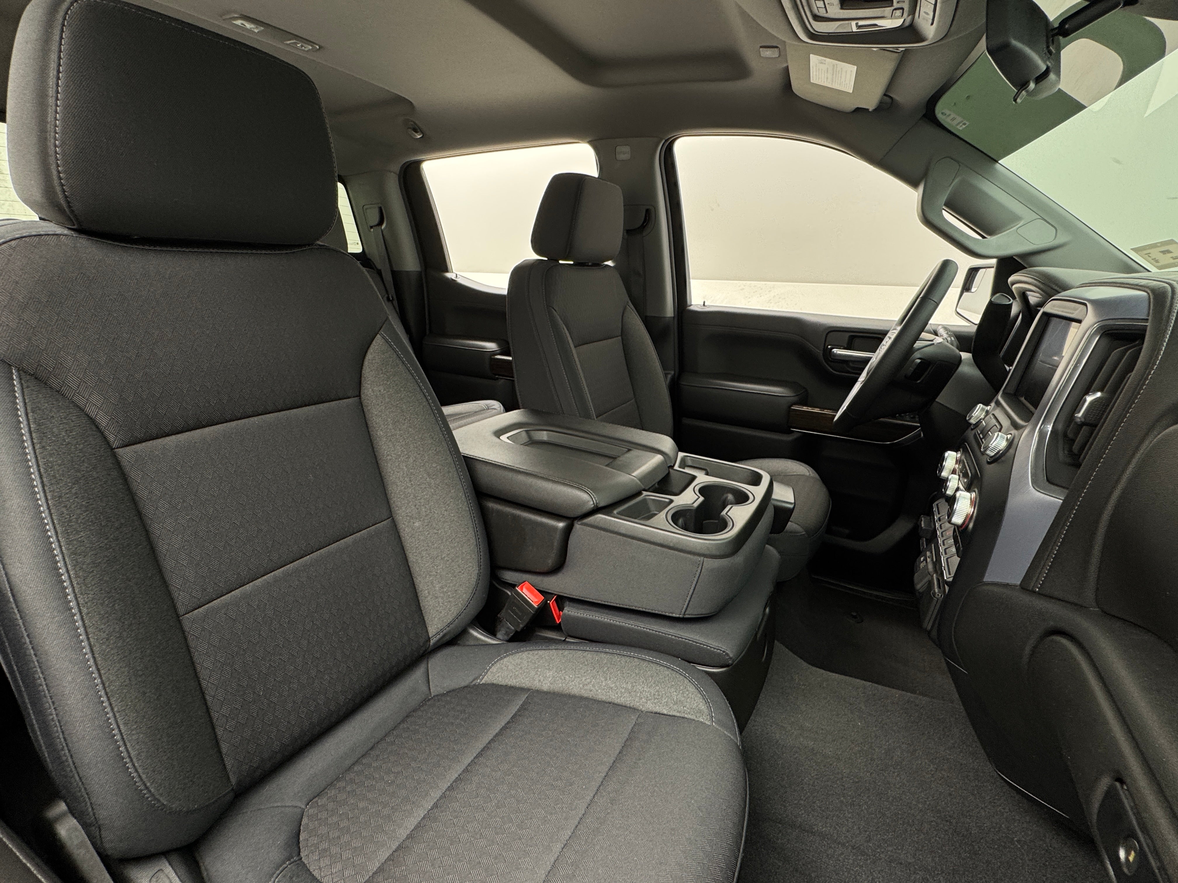 2019 GMC Sierra 1500 SLE 2