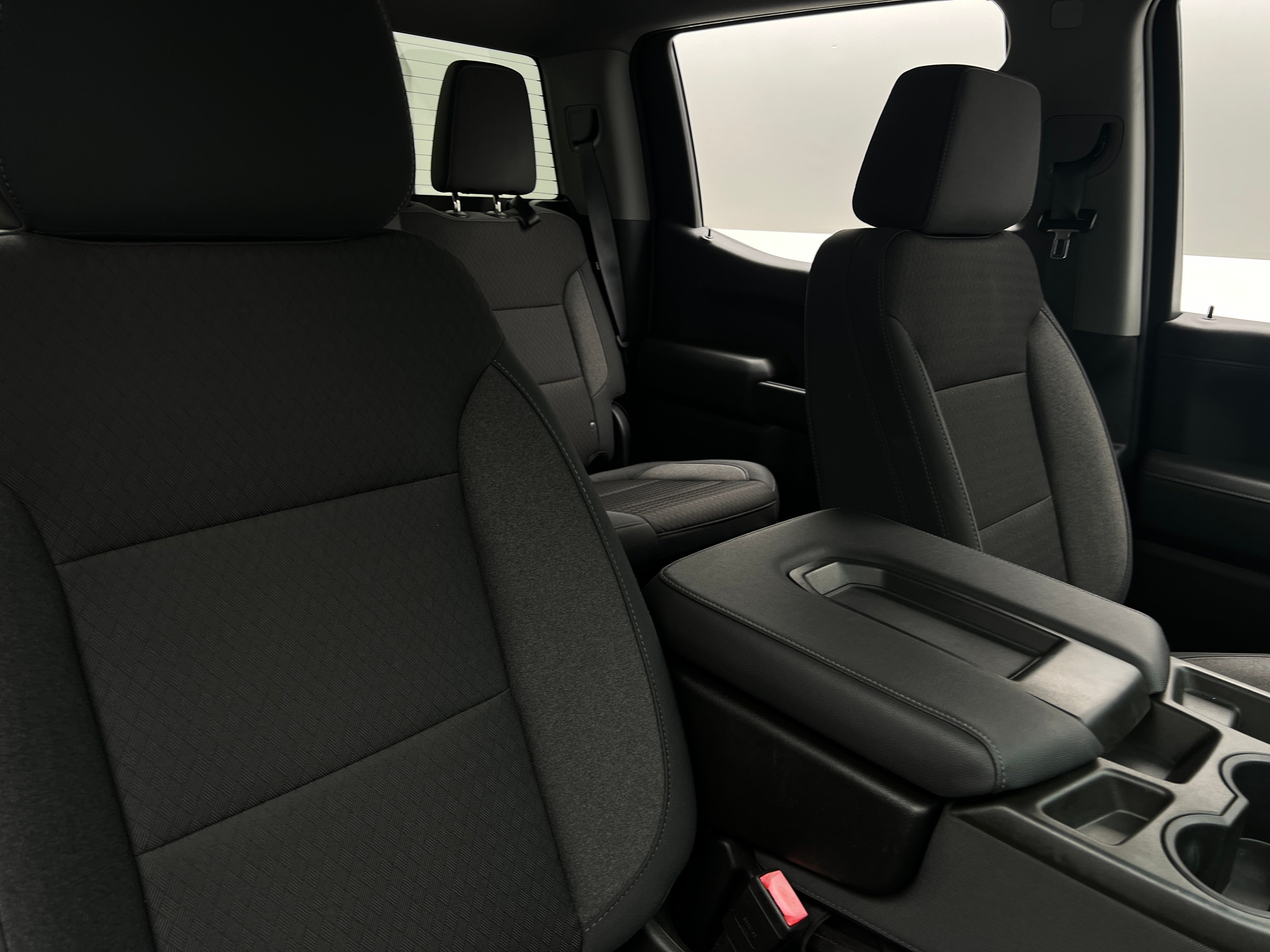 2020 Chevrolet Silverado 1500 LT 2