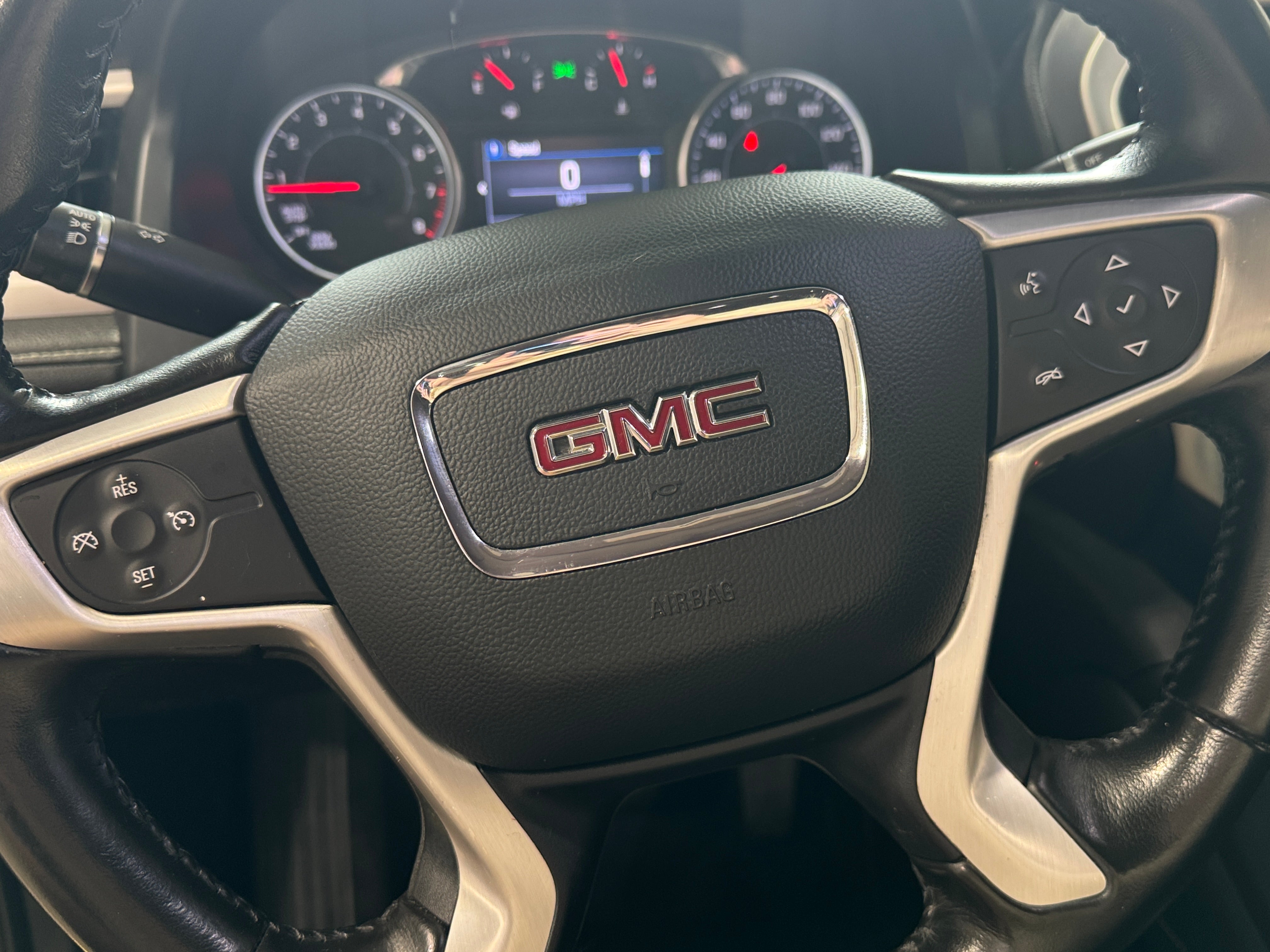 2020 GMC Acadia SLE 5