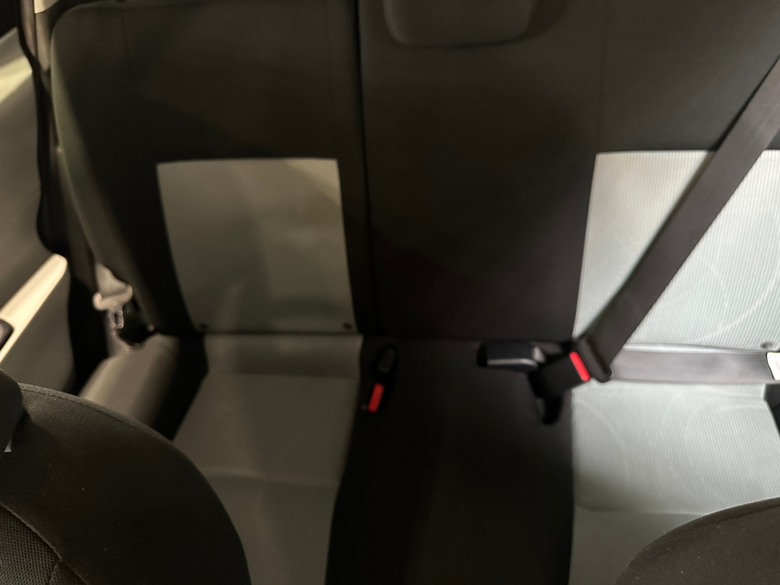 Thumbnail: 2012 Toyota Prius c - 6