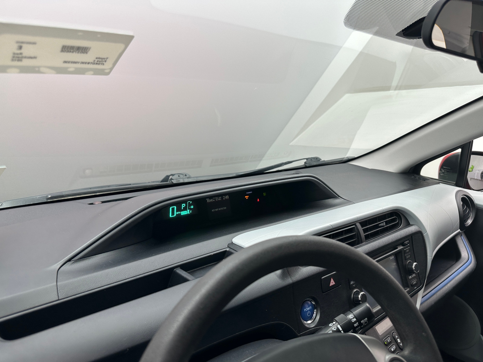 Thumbnail: 2012 Toyota Prius c - 3