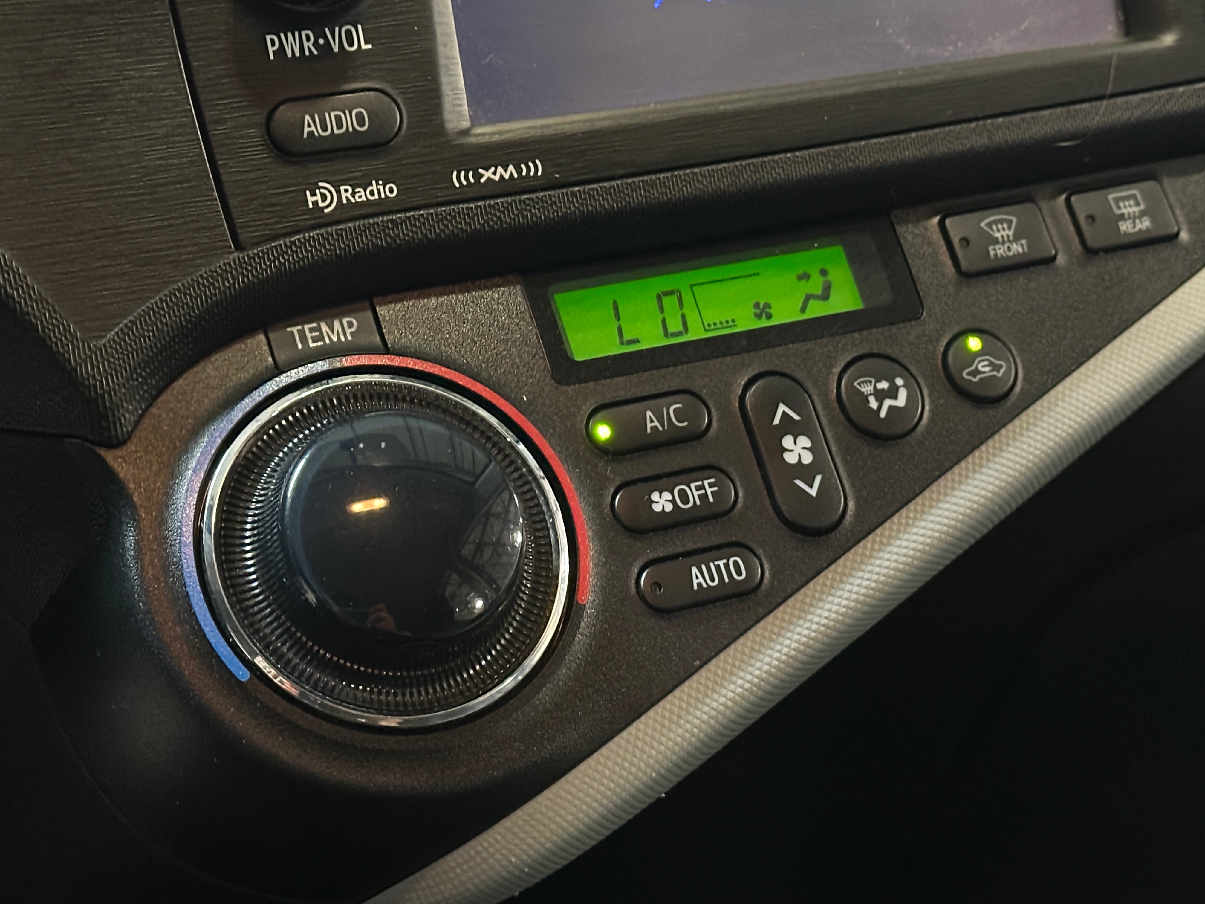 2012 Toyota Prius c Three 4