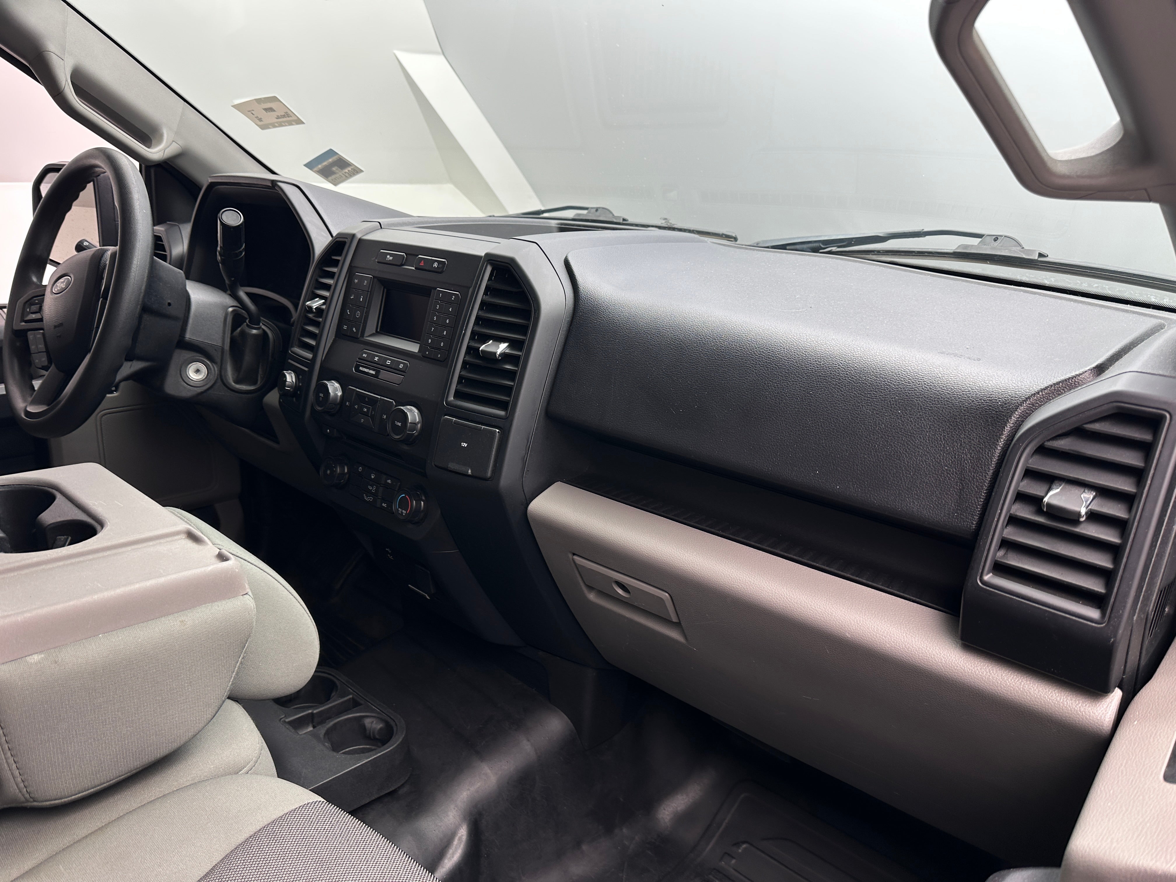 2018 Ford Econoline E-150 3
