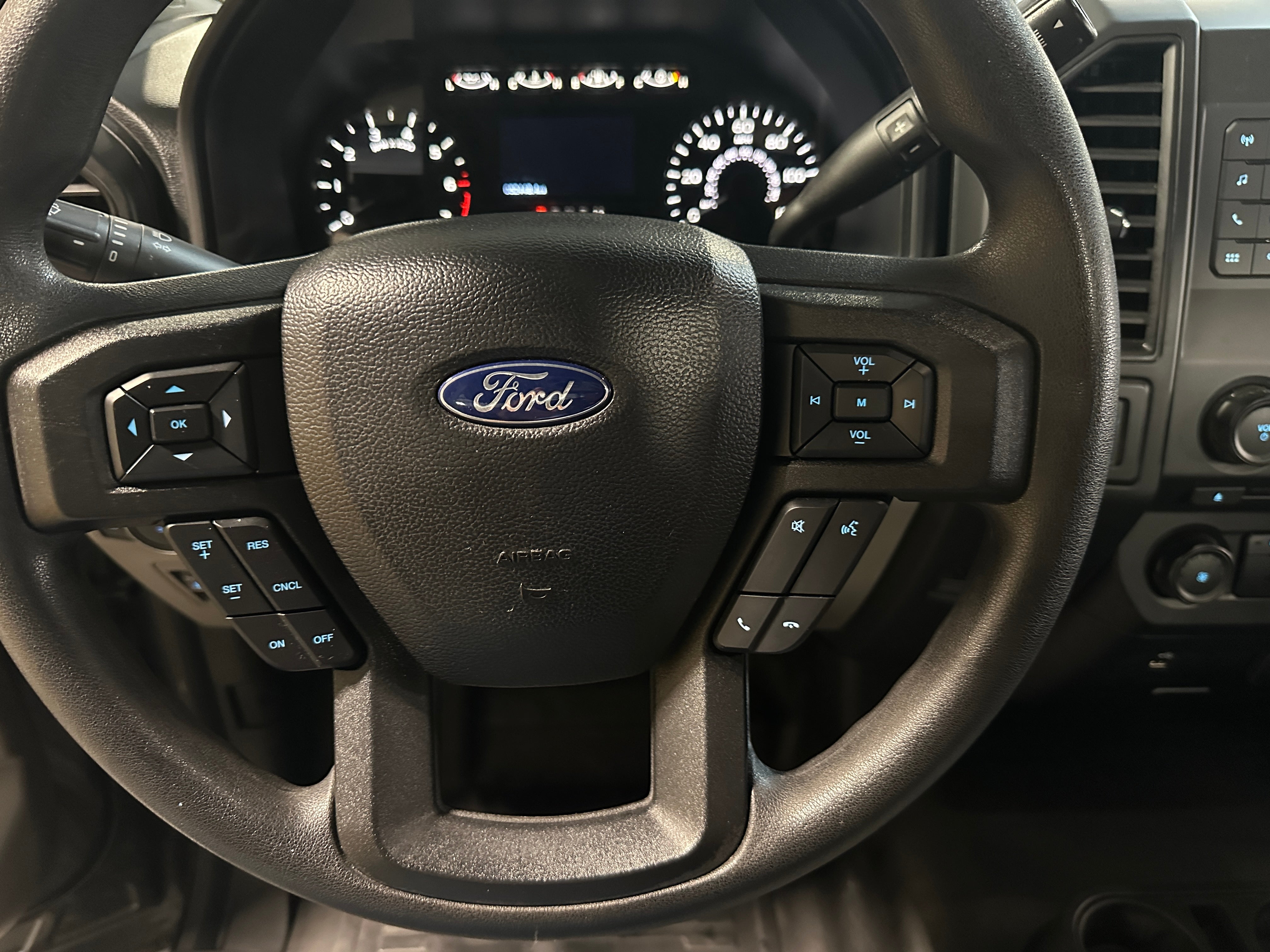 2018 Ford Econoline E-150 5