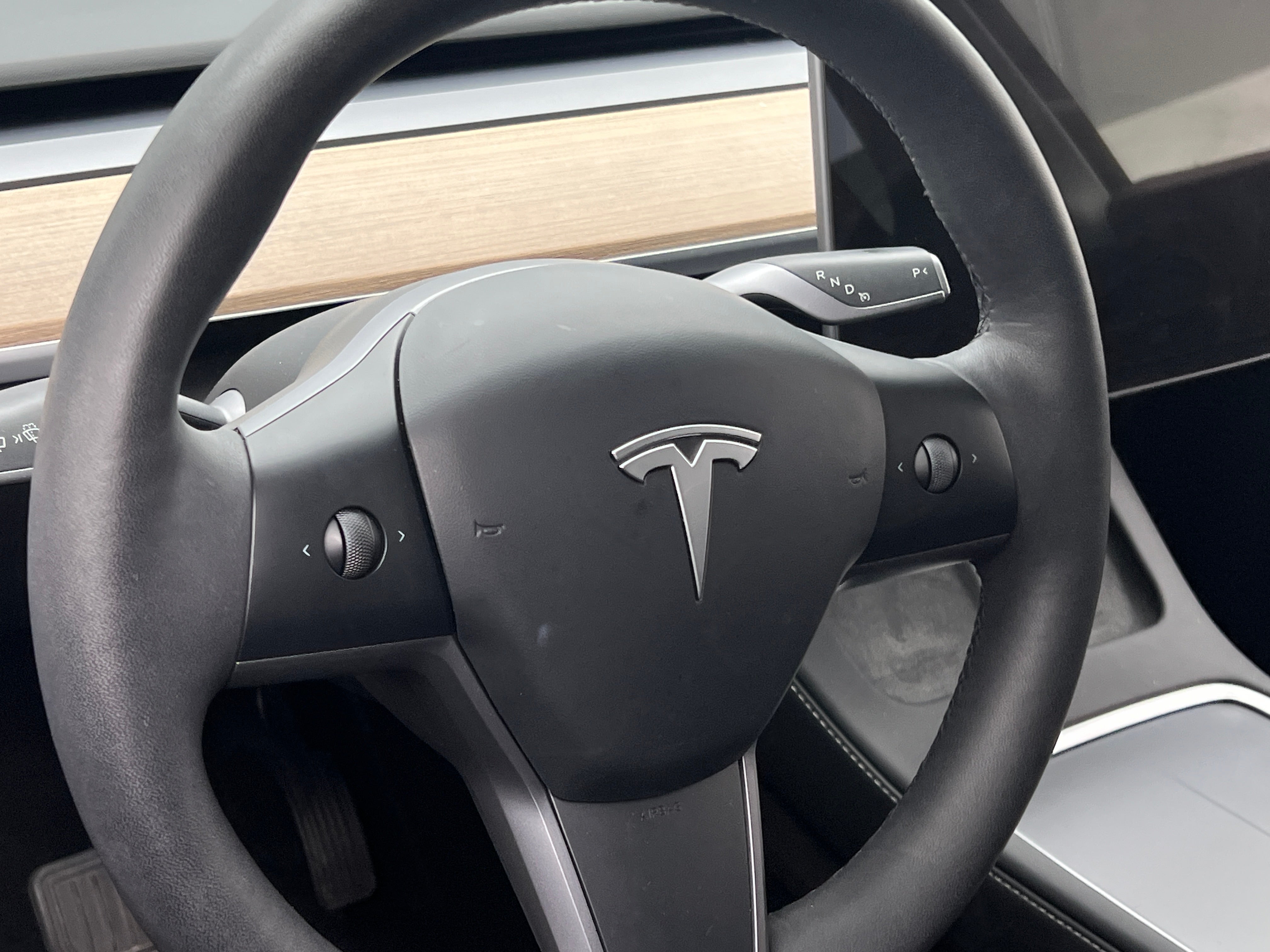 2023 Tesla Model Y Long Range 4