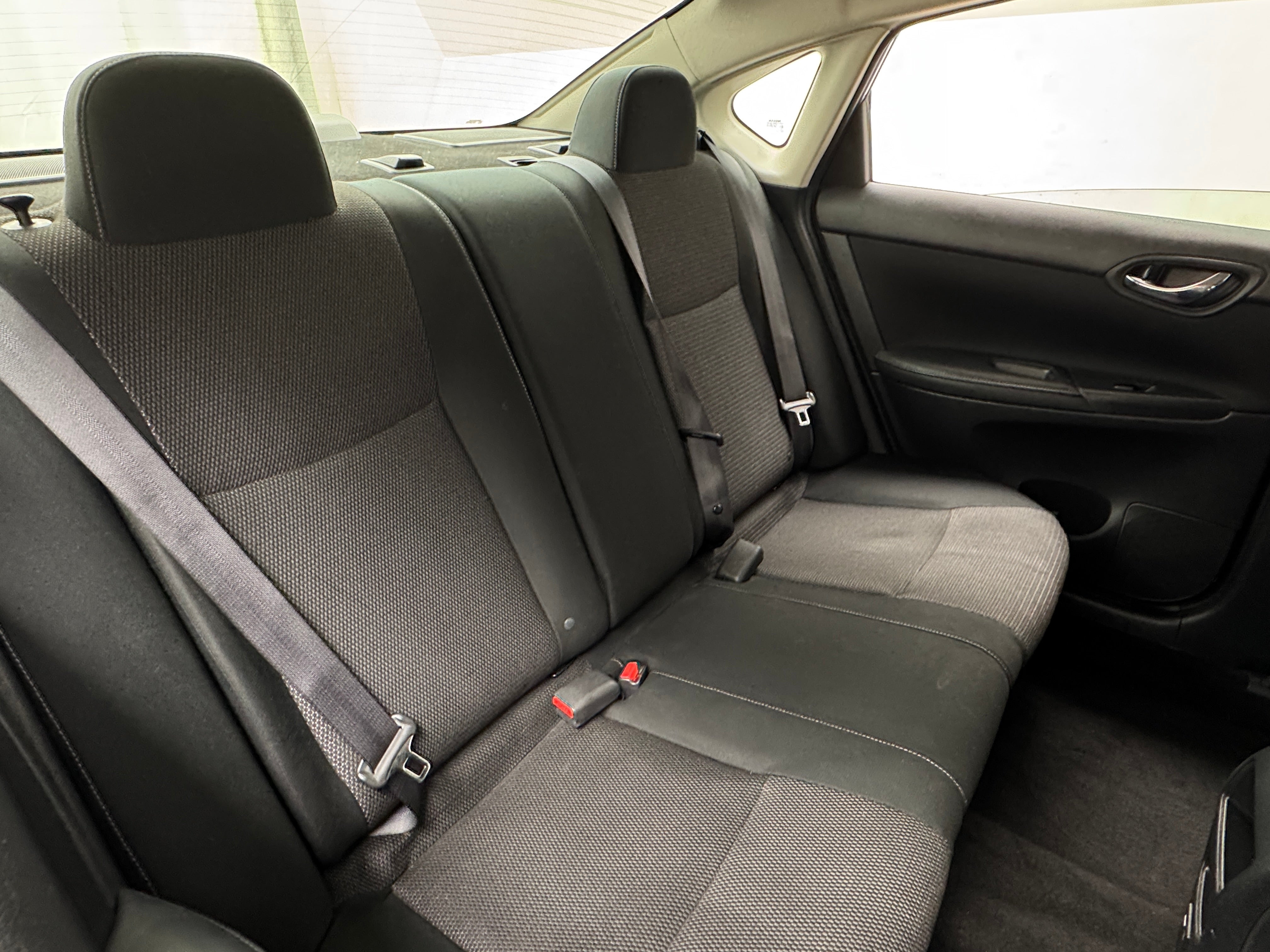 2019 Nissan Sentra S 6