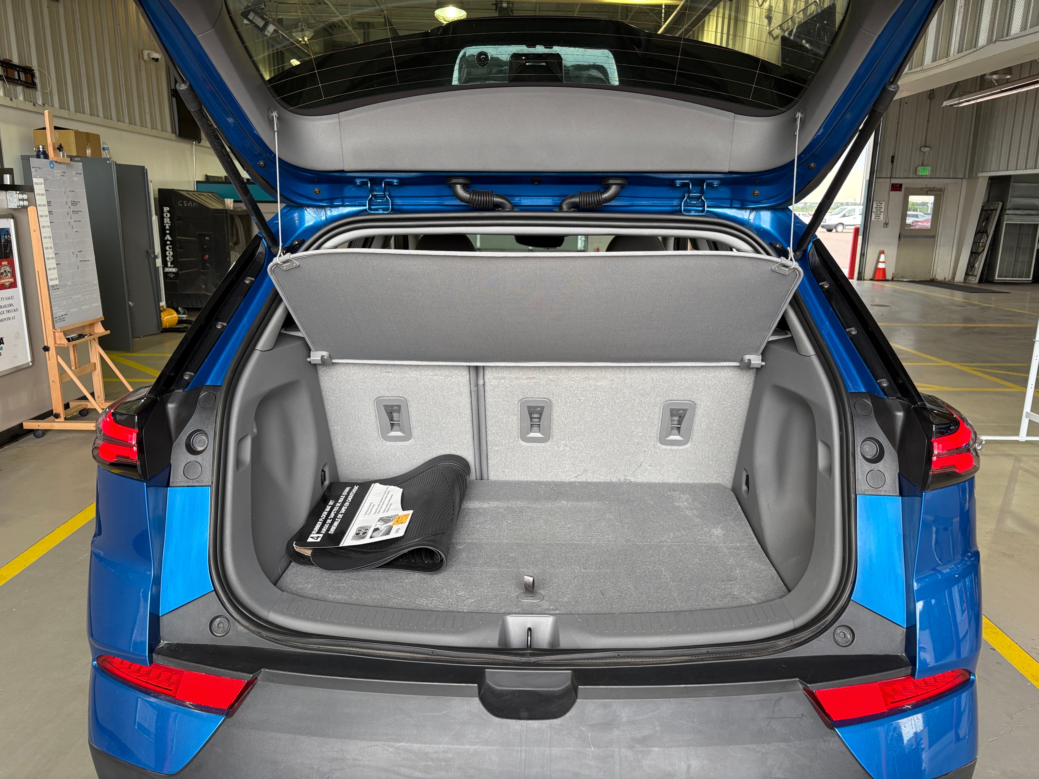 Thumbnail: 2023 Chevrolet Bolt EUV - 6
