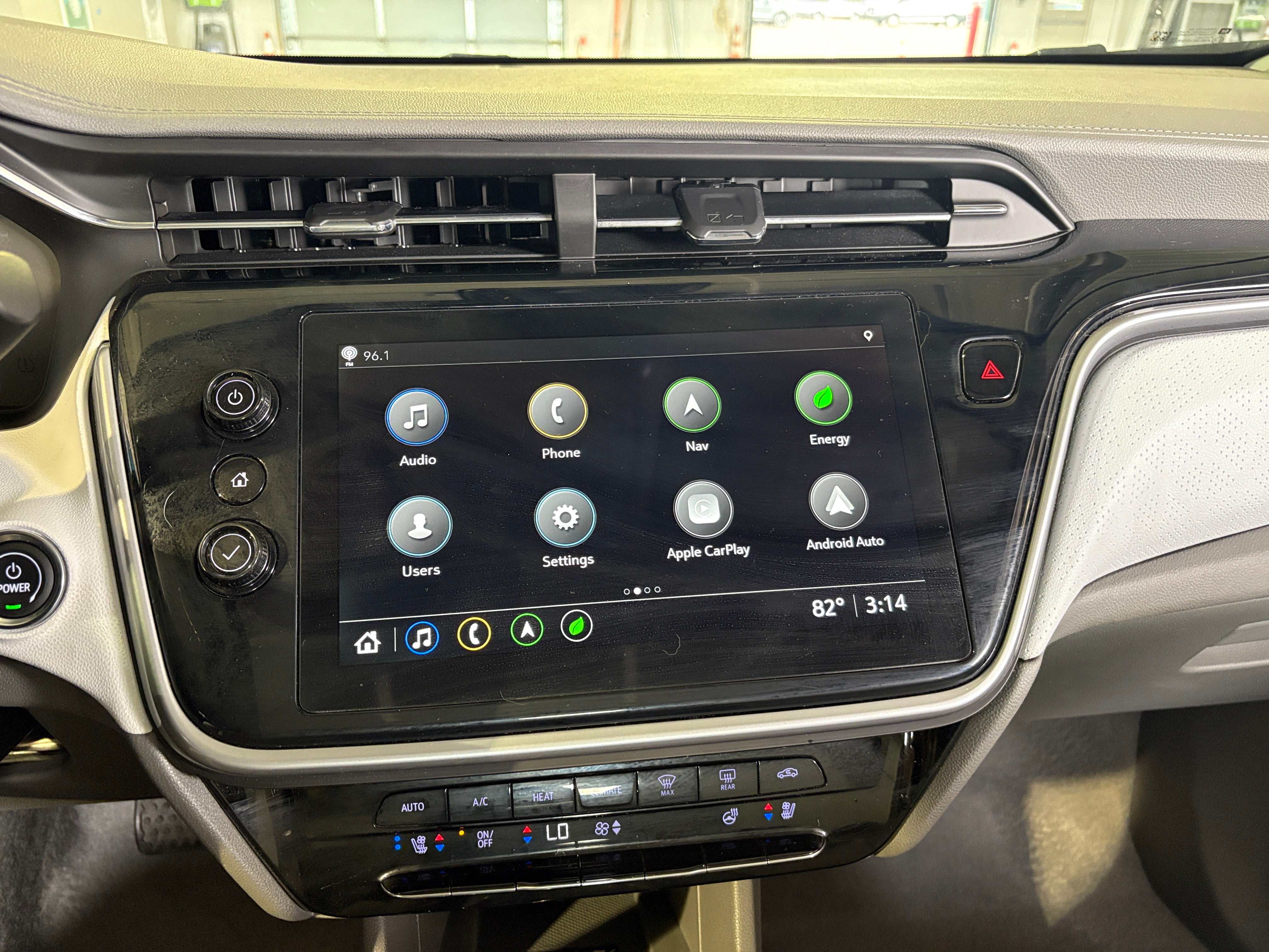 Thumbnail: 2023 Chevrolet Bolt EUV - 3