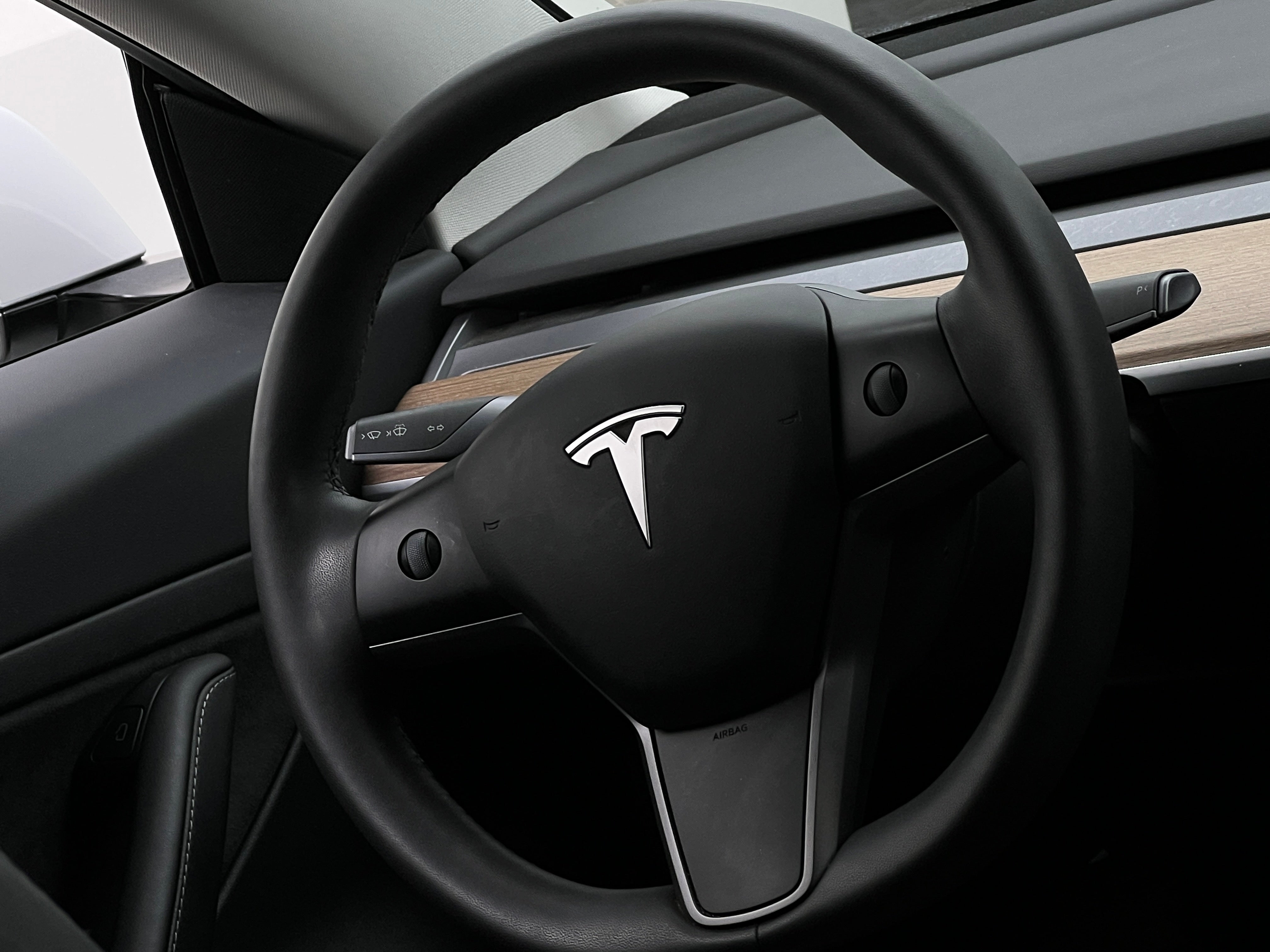 2021 Tesla Model 3 Standard Range 4