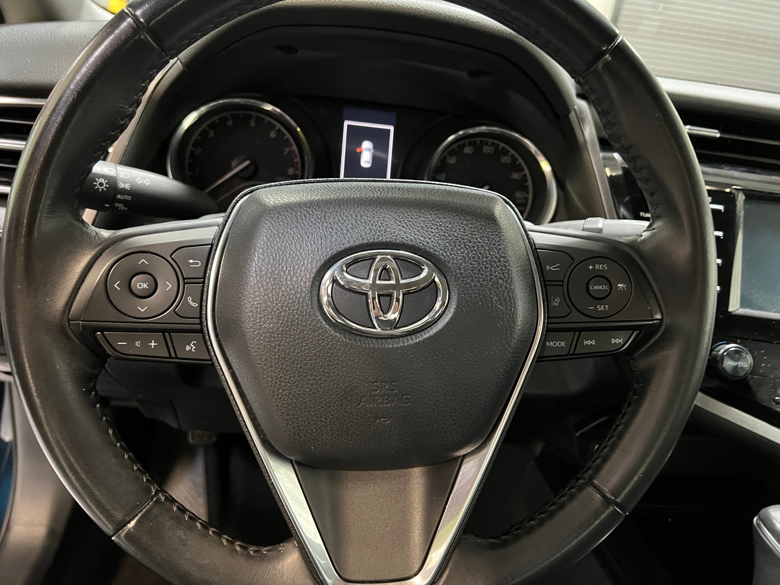 Thumbnail: 2019 Toyota Camry - 5
