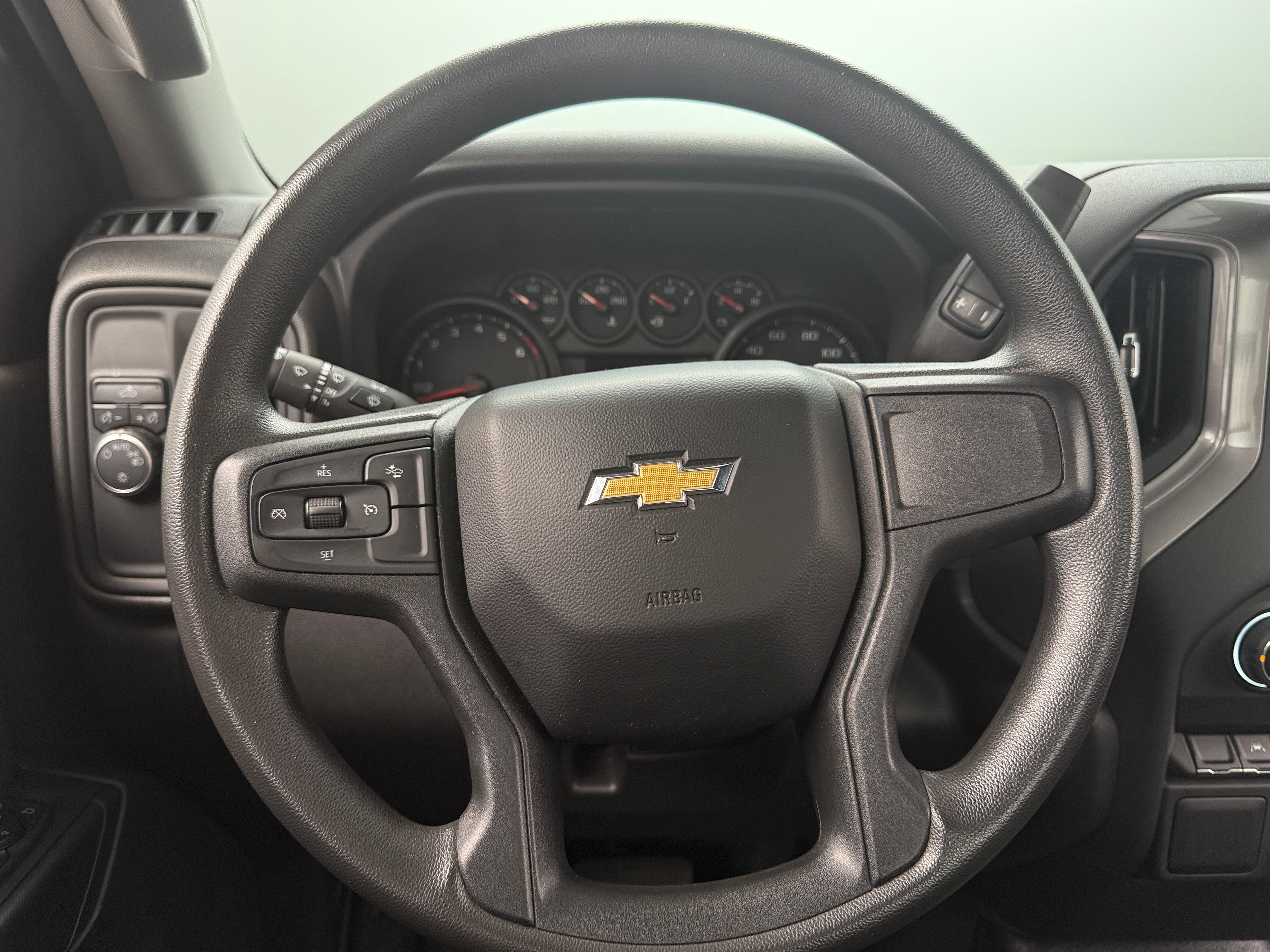 Thumbnail: 2024 Chevrolet Silverado 1500 - 5